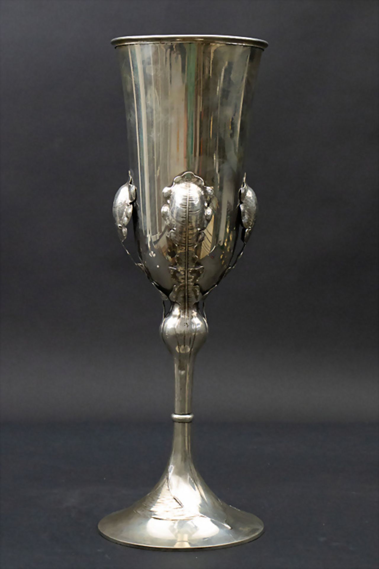 Jugendstil Silbervase / An Art Nouveau silver vase, Bramfeld & Gutruf, Hamburg, um 1910 - Bild 2 aus 7