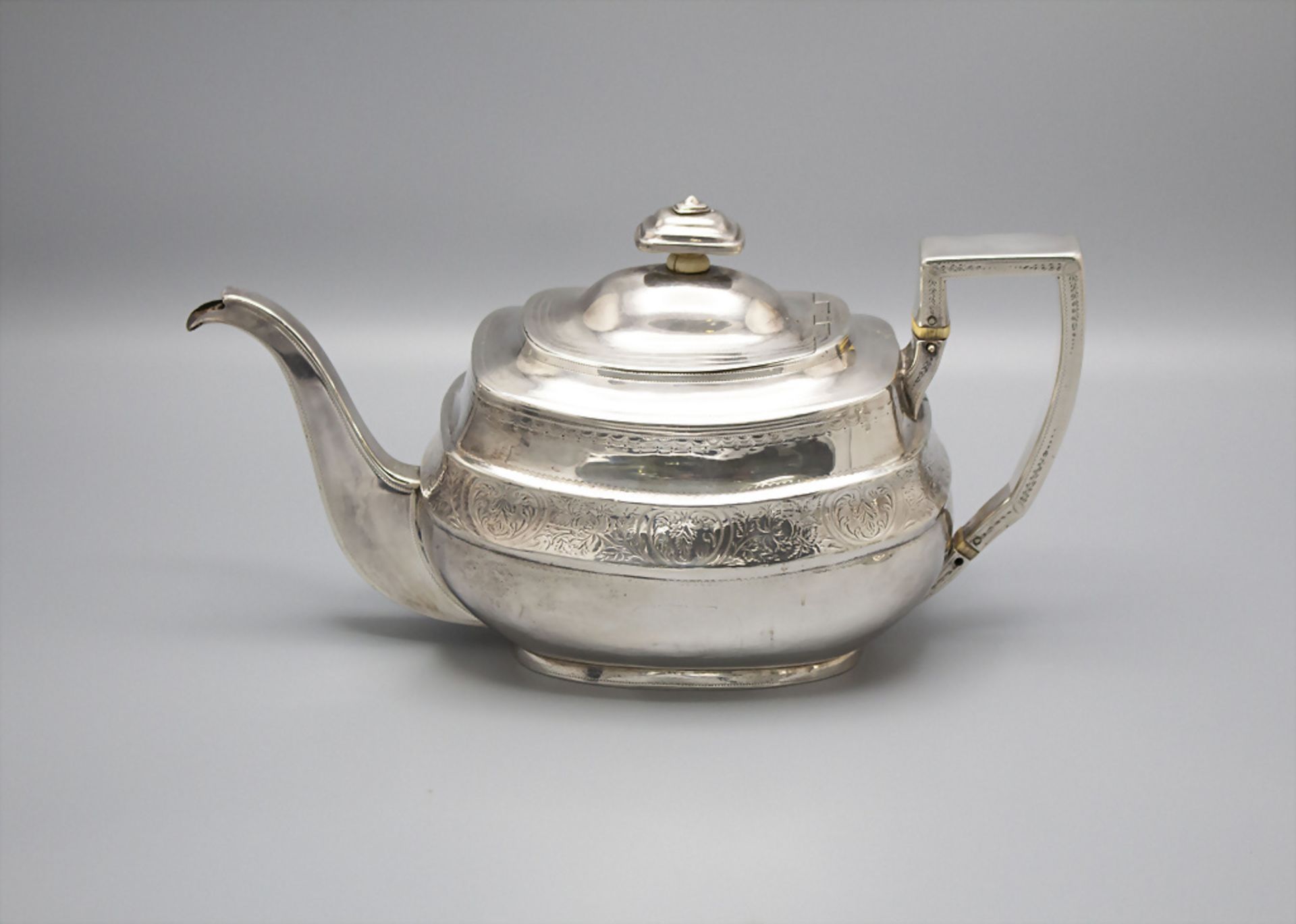 4 teiliges Teeset / A Sterling silver tea set, Duncan Urquhart & Naphtali Hart, London, 1807 - Image 2 of 15