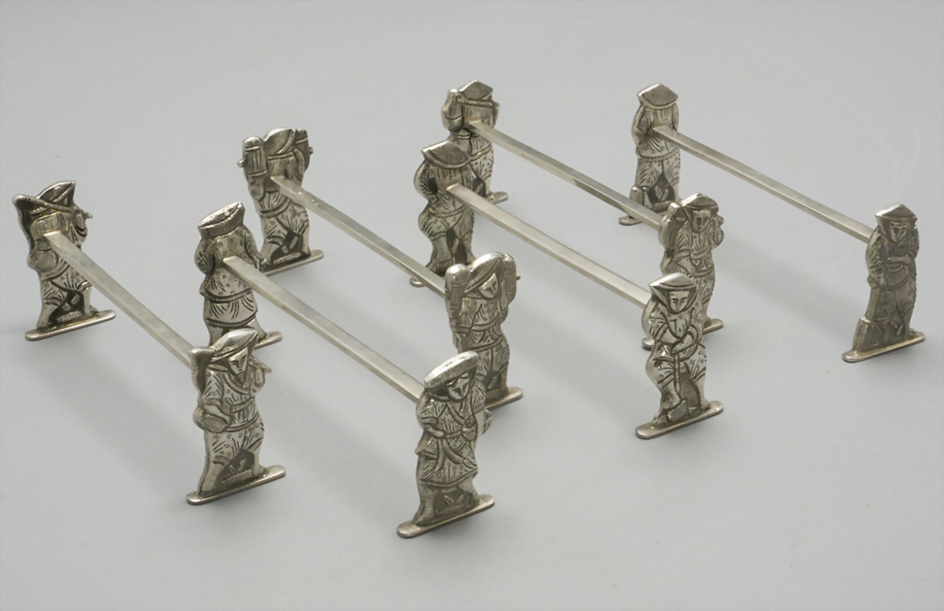 6 Messerbänke / A set of 6 silver knife rests, Vietnam, 20. Jh.