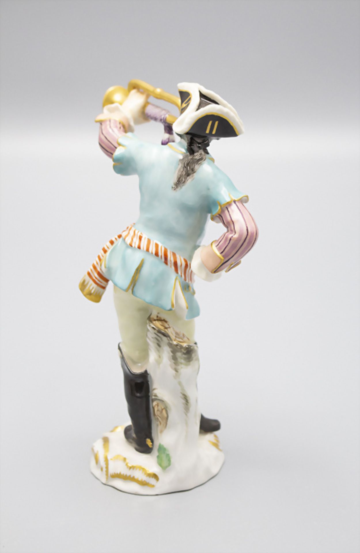 Der Trompeter aus der 'Galanten Kapelle' / The trumpeter from the gallant orchestra, Meissen, ... - Image 3 of 5