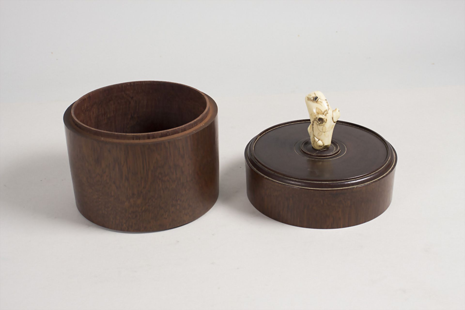 Holzdose mit Shibayama-Insekten / A bamboo box with Shibayama insects, Meiji-Periode, Japan, ... - Image 3 of 5