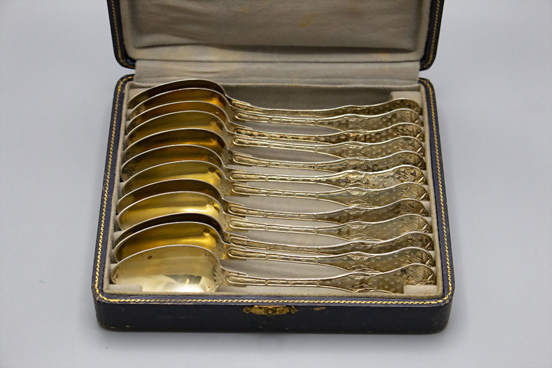 12 Teelöffel / A set of 12 silver tea spoons, Paris, um 1860