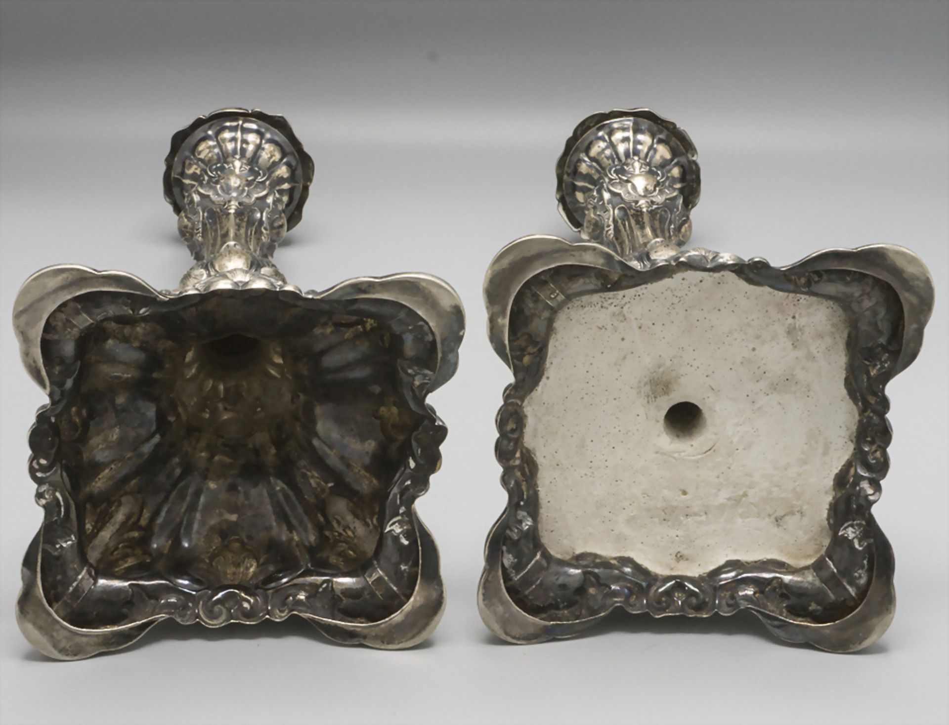 Paar Kerzenleuchter / Two silver candlesticks, deutsch, 19. Jh. - Bild 5 aus 5