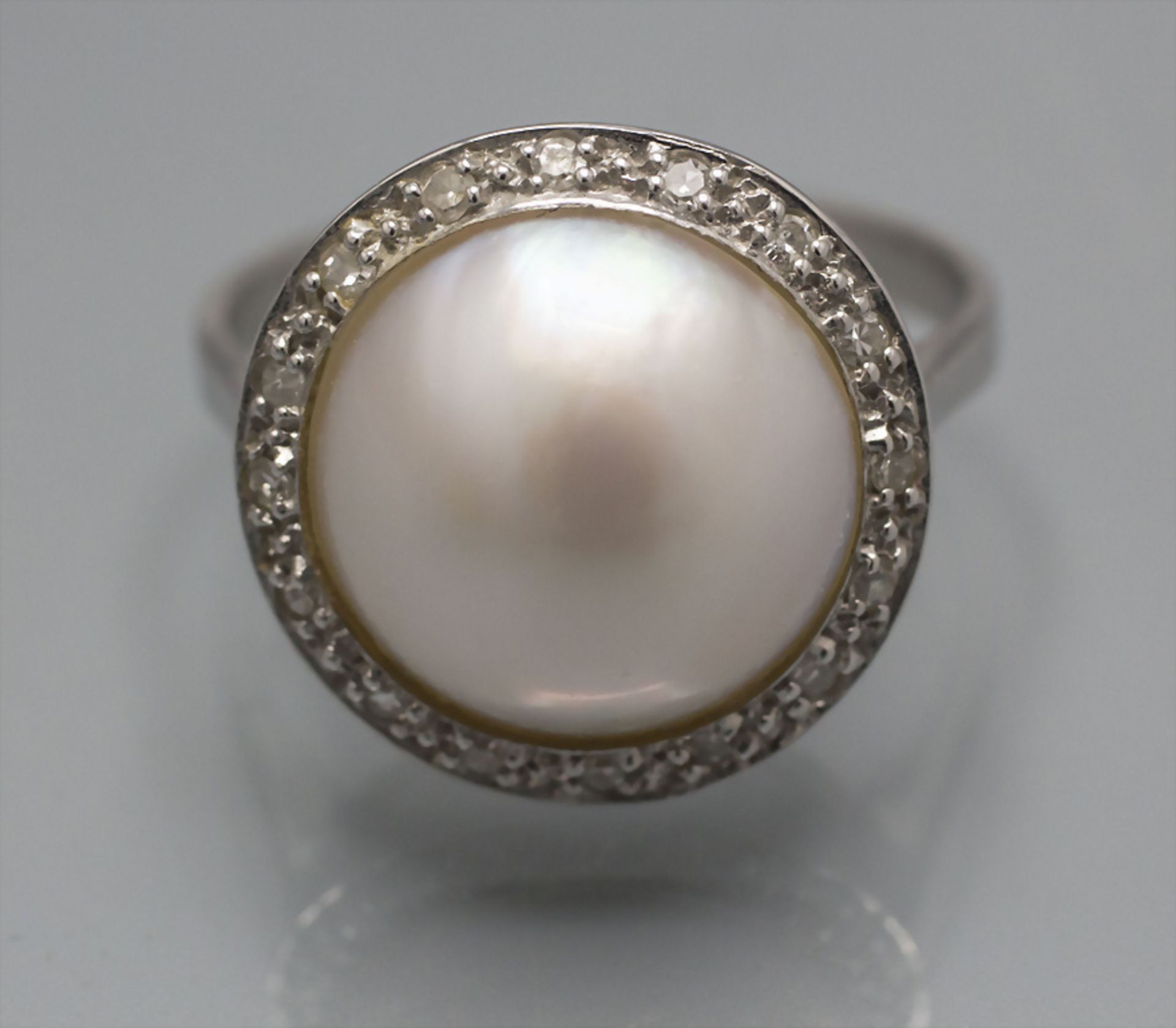 Damenring mit Perle / A ladies 14 ct ring with a pearl