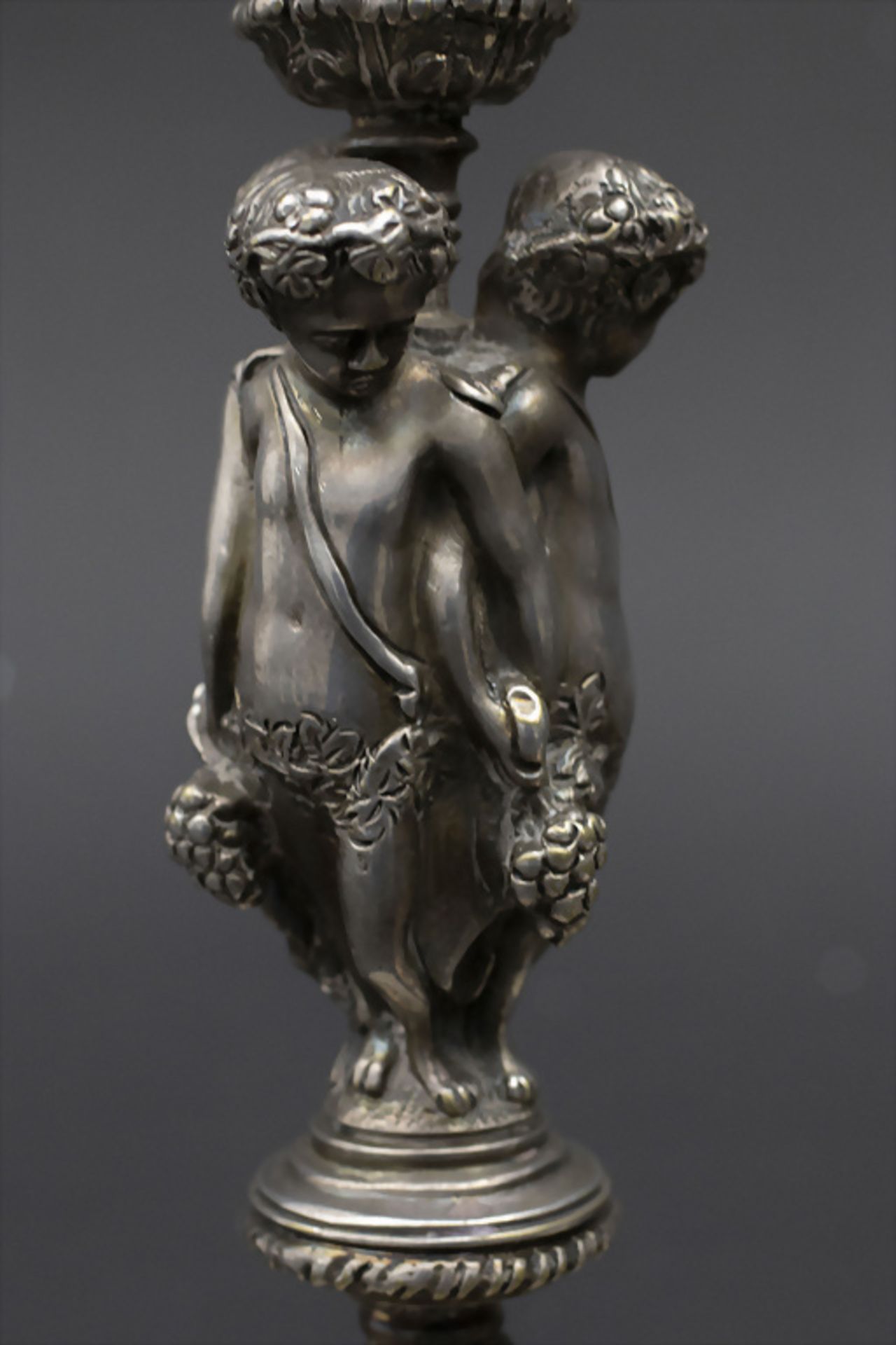 Paar figürliche Leuchter / A pair of figural candle holders, Frankreich, 19. Jh. - Image 2 of 5