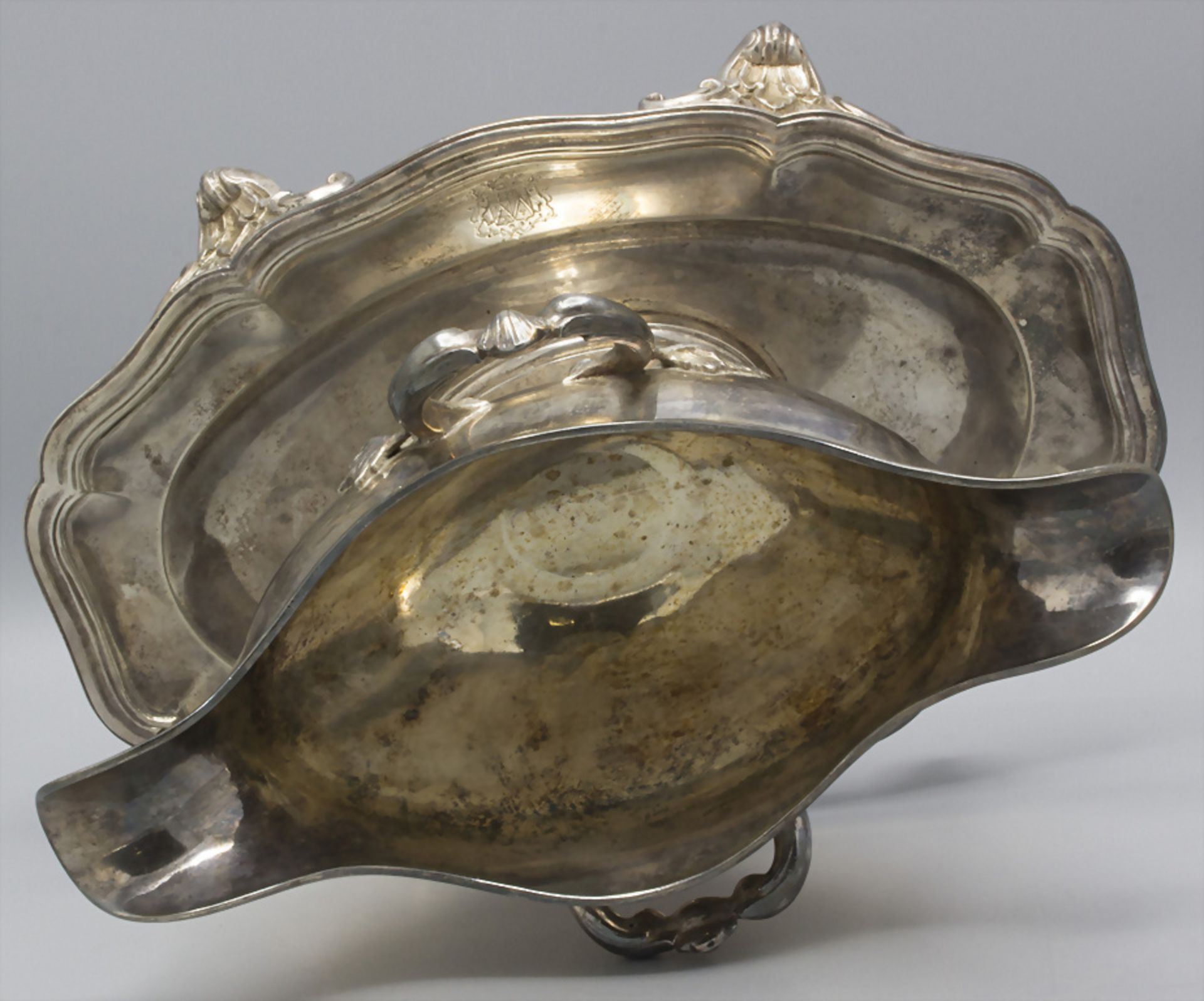 Sauciere auf Presentoir / A silver sauce boat on presenter, Fouquet-Geuedet, Paris, um 1900 - Image 3 of 10