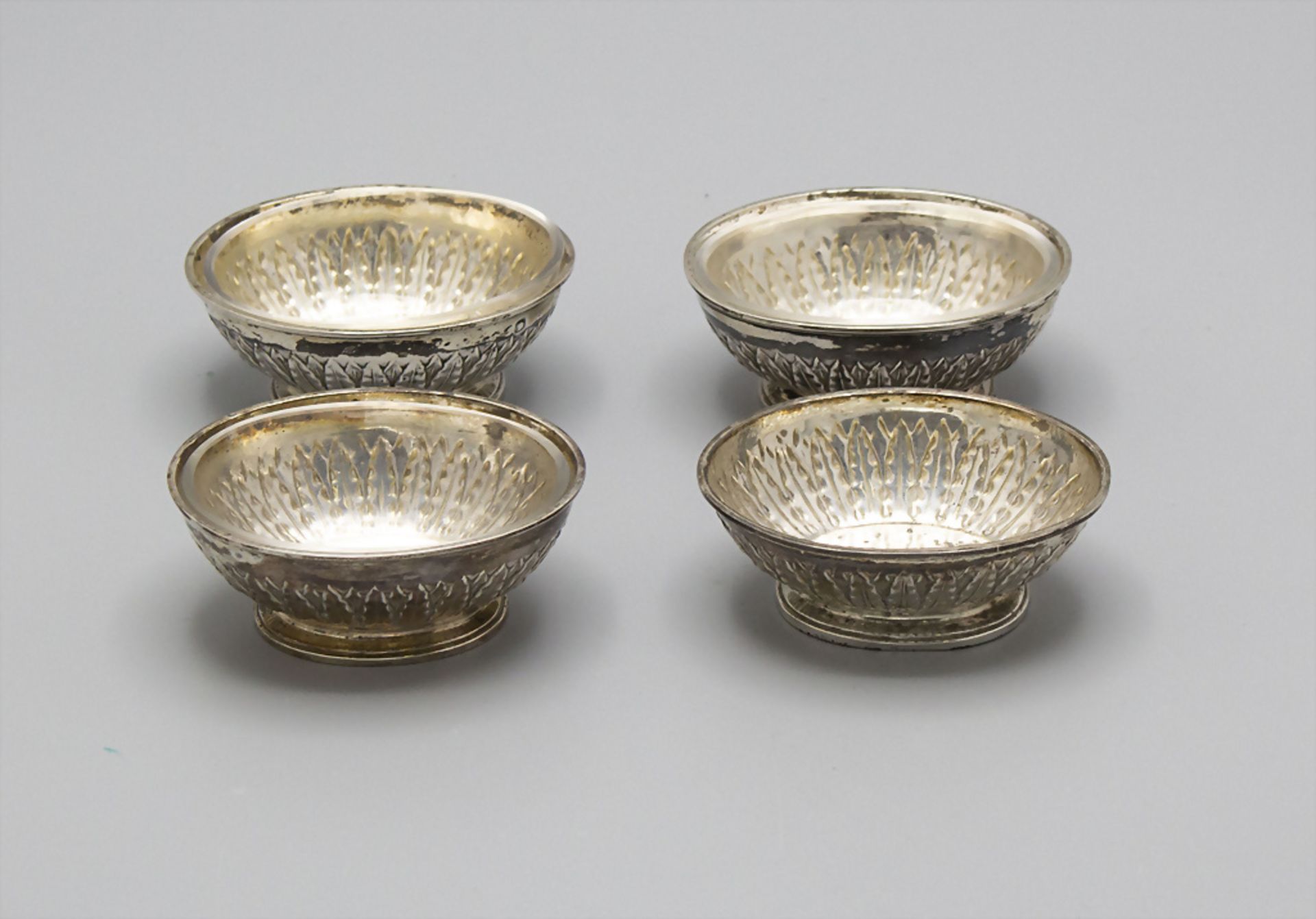 4 Salzschälchen / Salieren / A set of 4 silver salt cellars, Robert Linzeler, Paris, um 1900 - Bild 5 aus 5