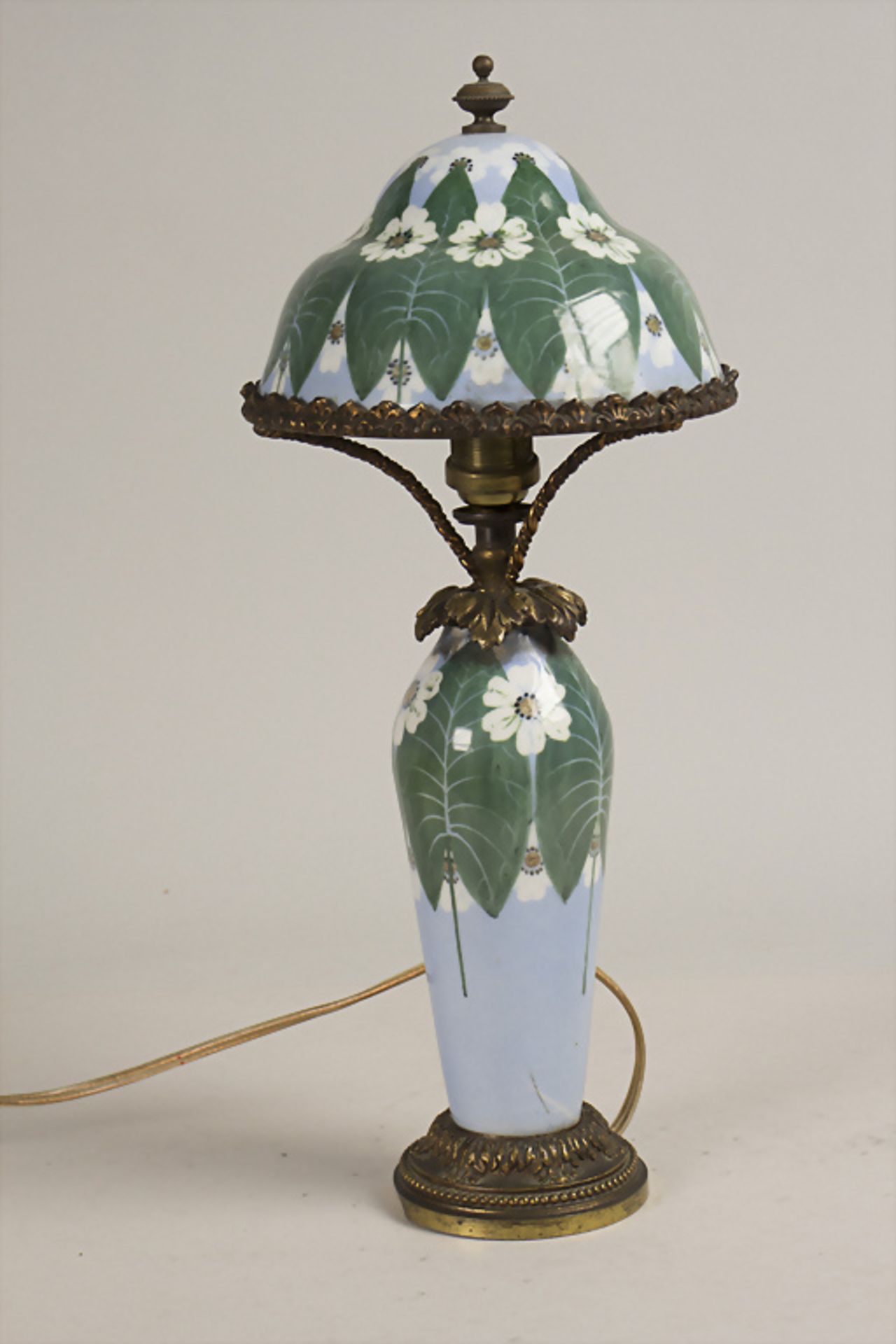 Jugendstil Lampe / An Art Nouveau porcelain lamp, Frankreich, um 1910 - Image 2 of 6