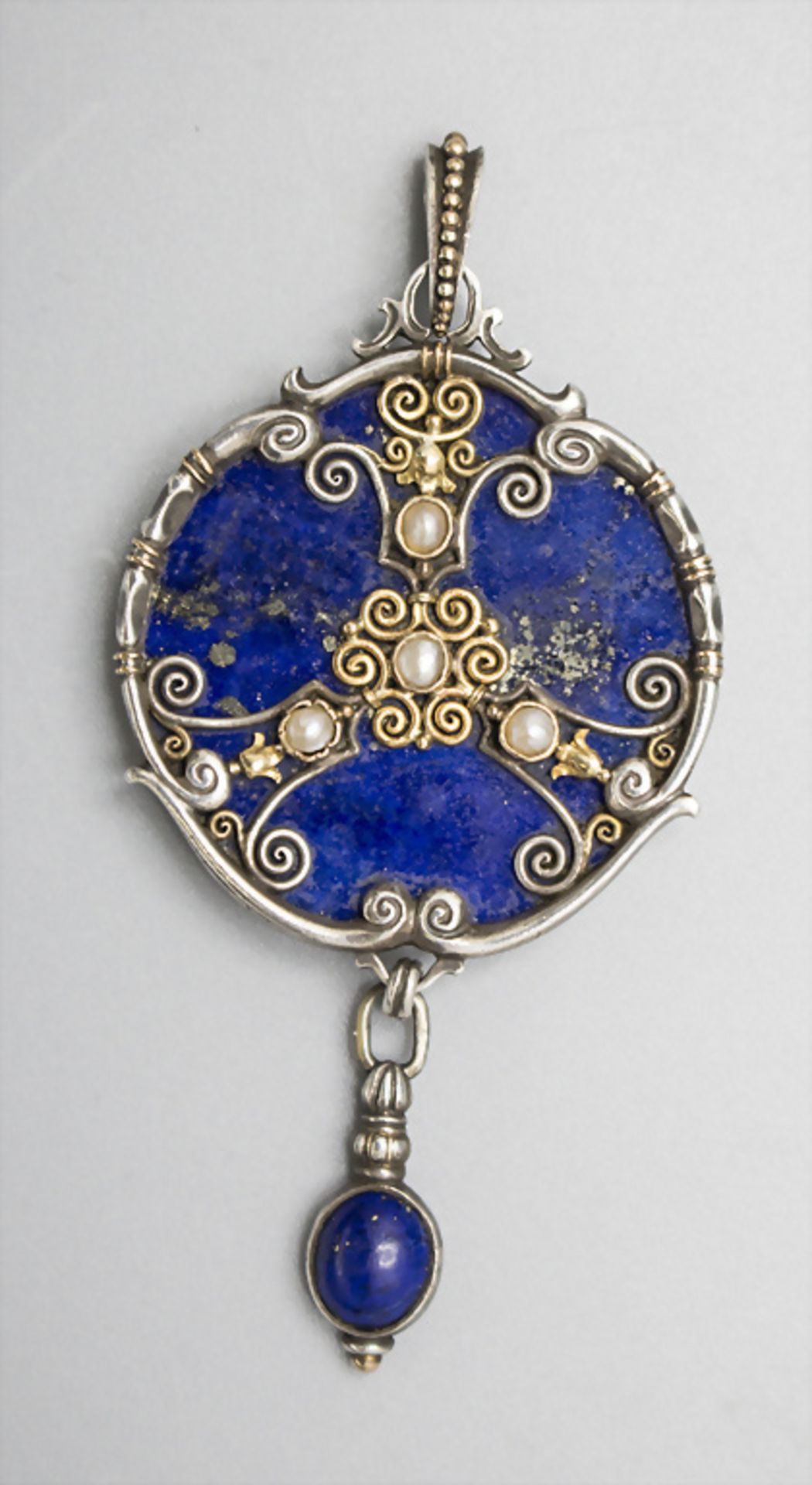 Jugendstil Anhänger mit Lapislazuli / An Art Nouveau silver pendant with lapis lazuli, wohl ...