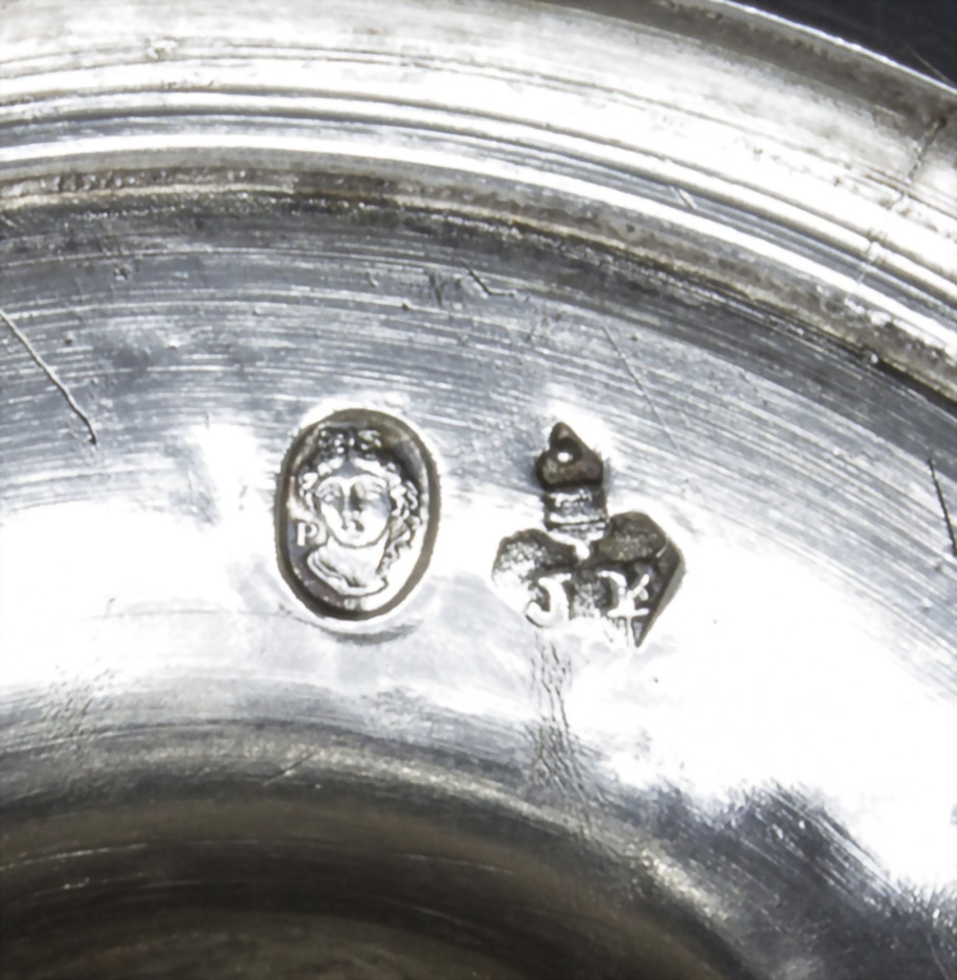 Empire Bonbonniere / An Empire silver bowl, Jérémie Paris, Paris, 1806-1809 - Image 12 of 14