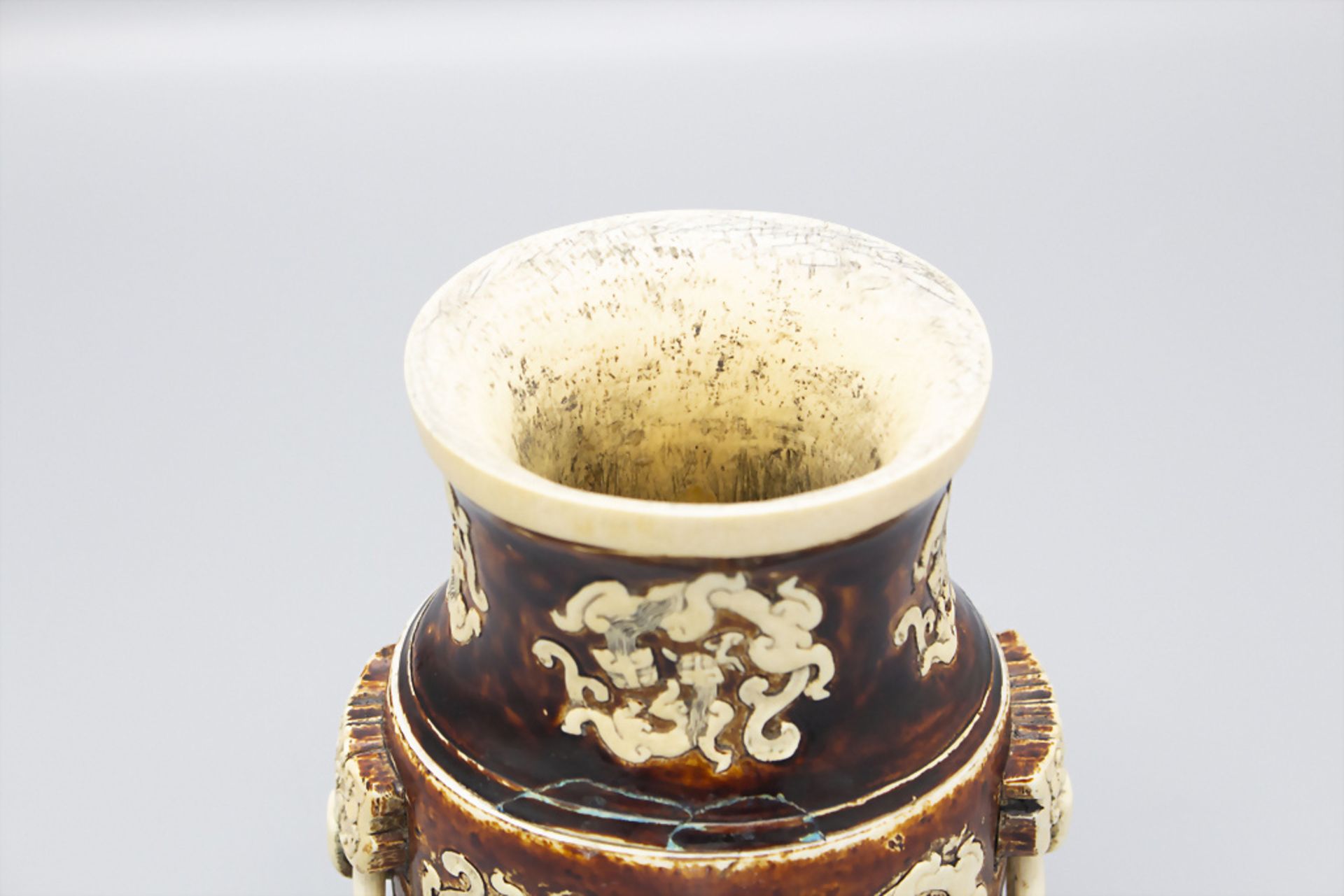 Bein Henkelvase / A bone handle vase, China, 19.-20. Jh. - Image 5 of 6