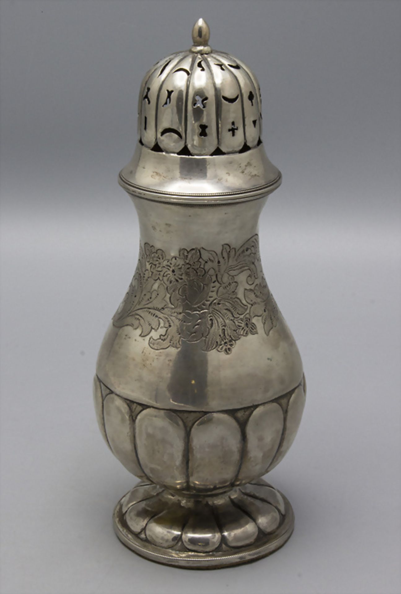 Zuckerstreuer / Poudreuses à sucre en argent / A silver sugar shaker, deutsch, 19. Jh. - Bild 2 aus 8