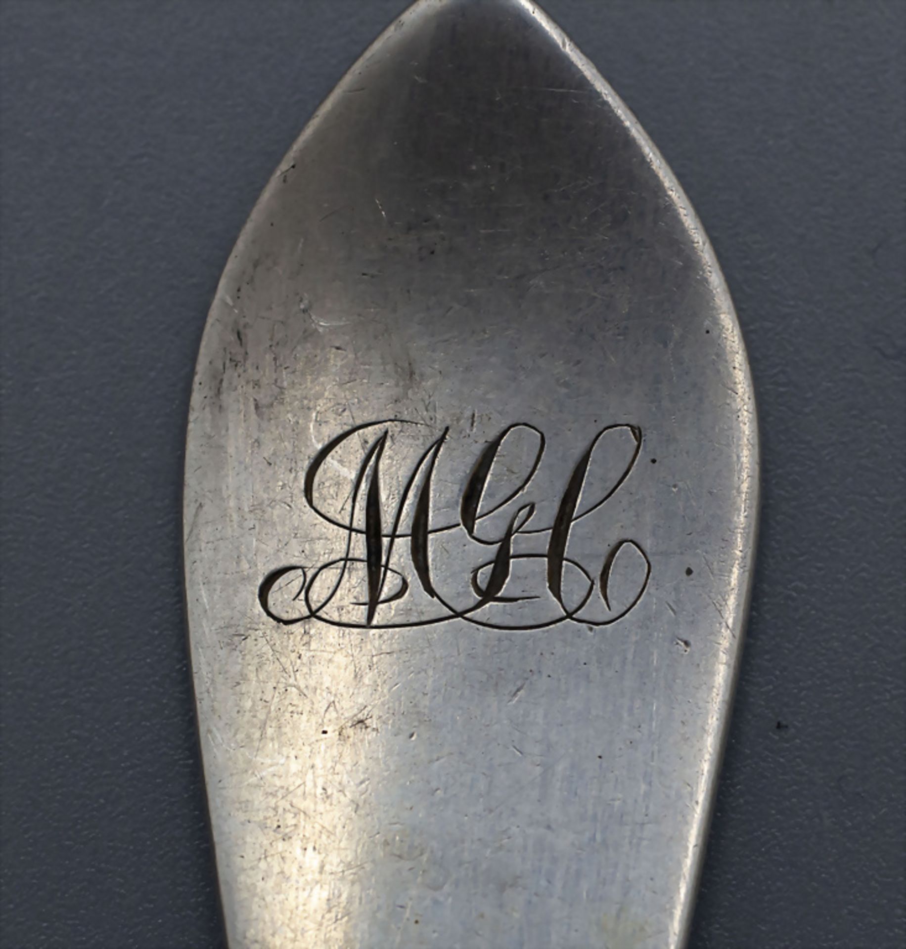 Gabel und Löffel im Etui / A silver fork and spoon with box, James Wakely & Frank Clarke ... - Bild 3 aus 5