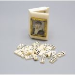 Miniatur-Dominospiel mit Porträt eines jungen Mannes / A miniatur domino game with the ...
