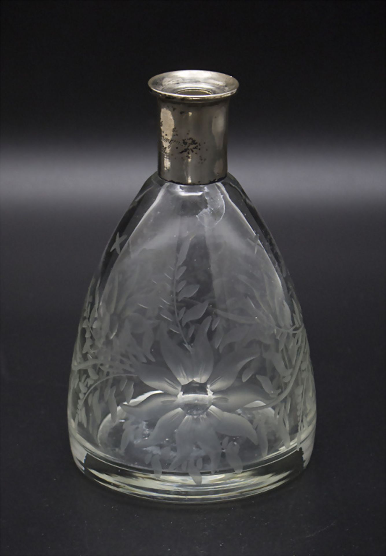 Kleine Karaffe mit Silberausguss / A little carafe with silver spout, deutsch, um 1950