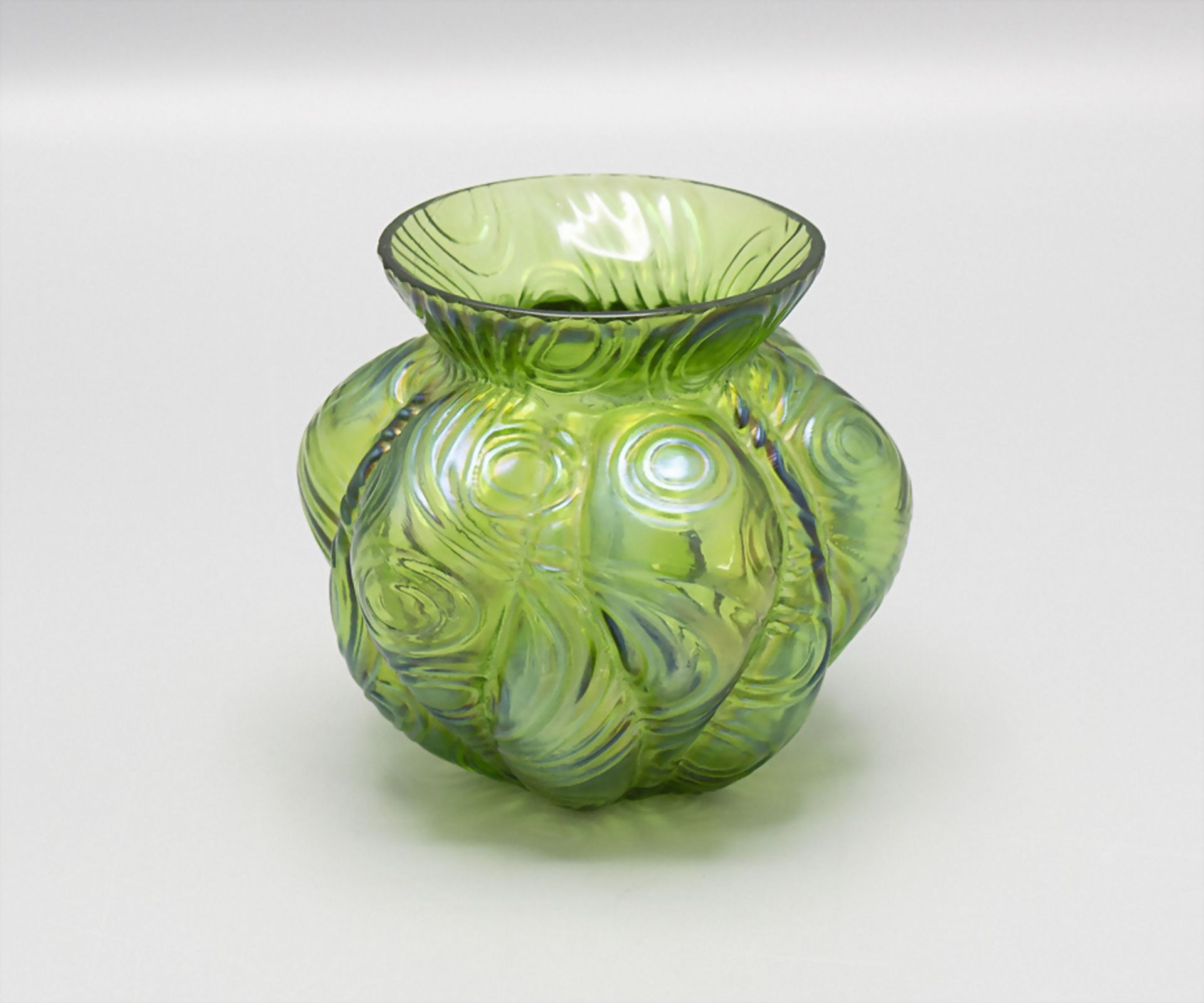 Jugendstil Vase / An Art Nouveau Vase, Loetz Wwe., Klostermühle, um 1905