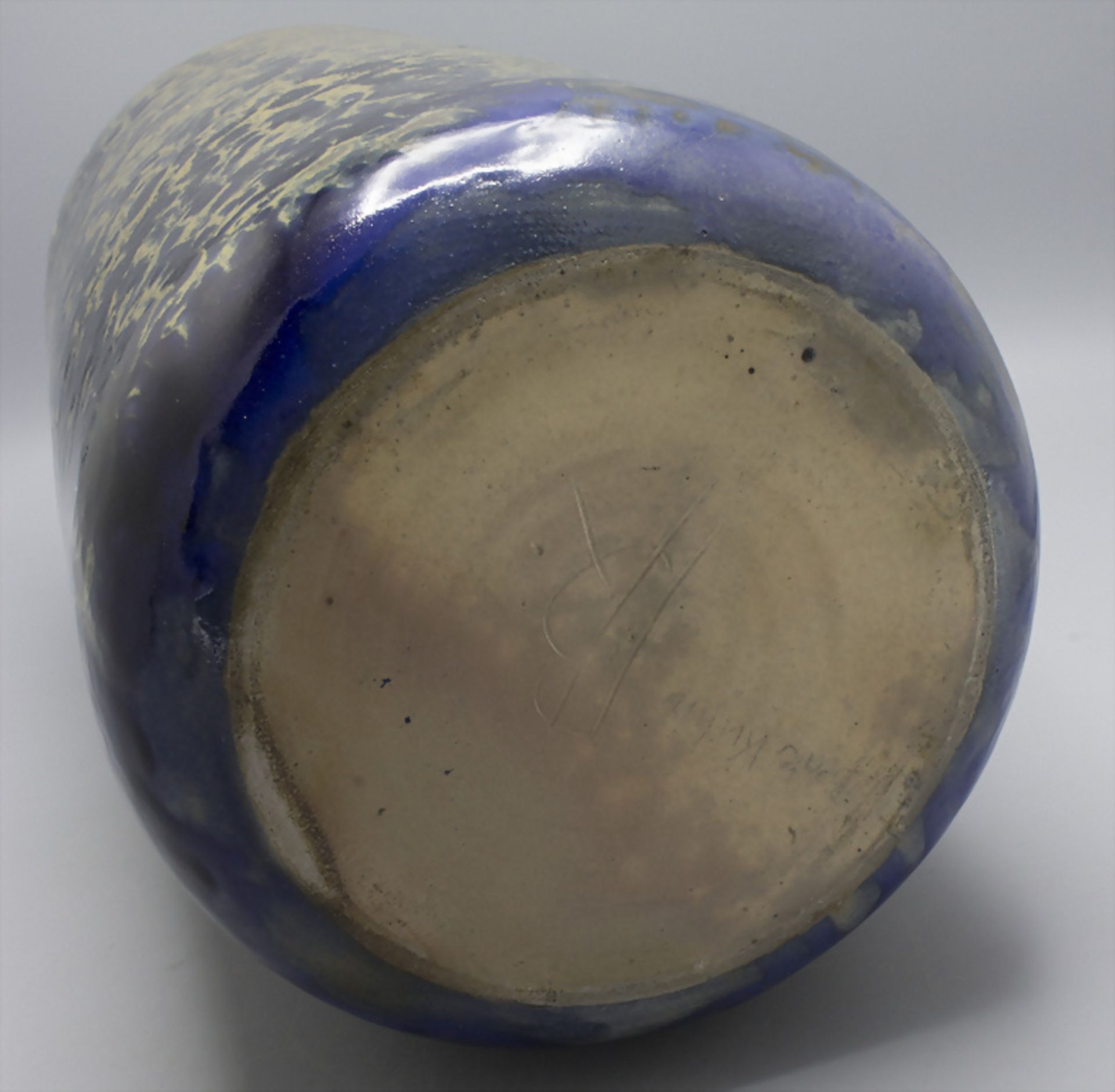 Beate Kuhn (1927-2015), Studiokeramik, zylindrische Vase, um 1970 - Bild 4 aus 6