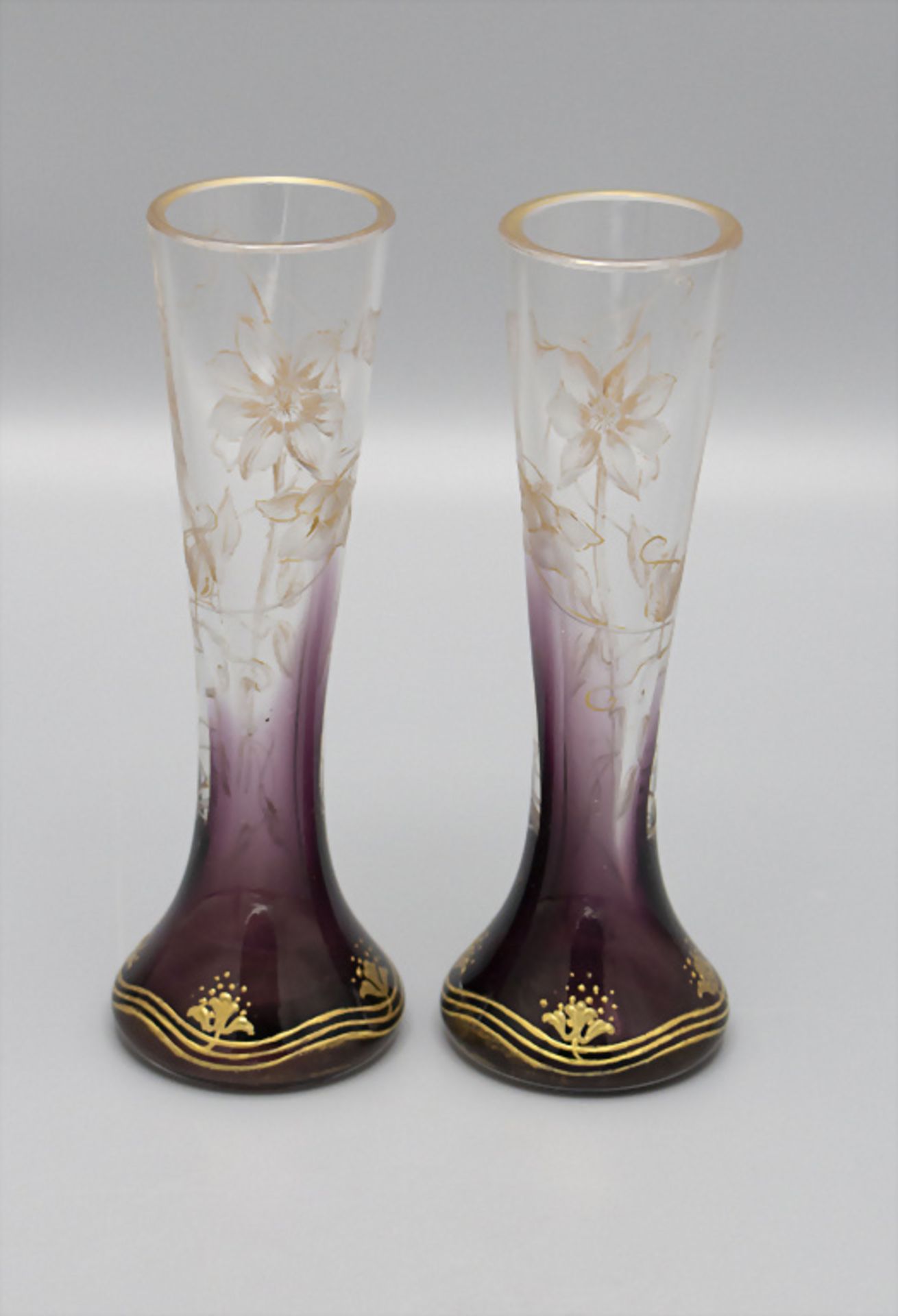 Paar Miniatur Jugendstil Vasen mit Anemone / 2 miniature glass vases with anemone, Harrach, um 1900 - Bild 2 aus 3