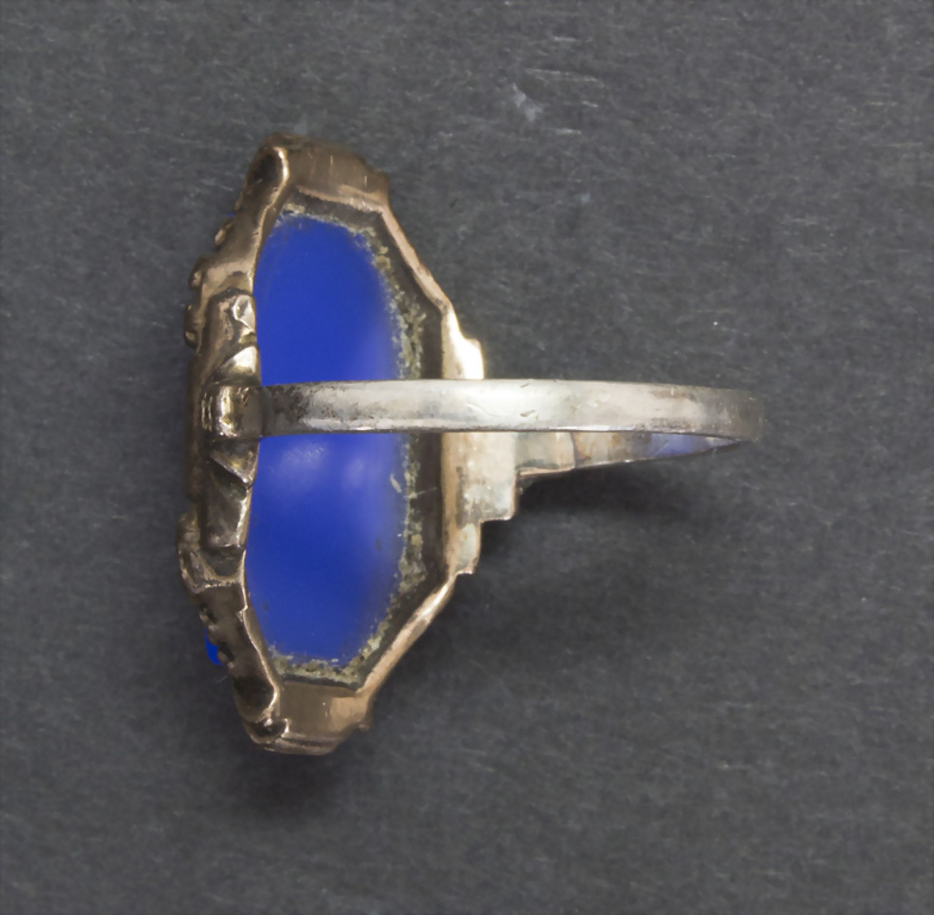 Damenring mit blauem Stein / A ladies ring with a blue stone, 19. Jh. - Bild 3 aus 3