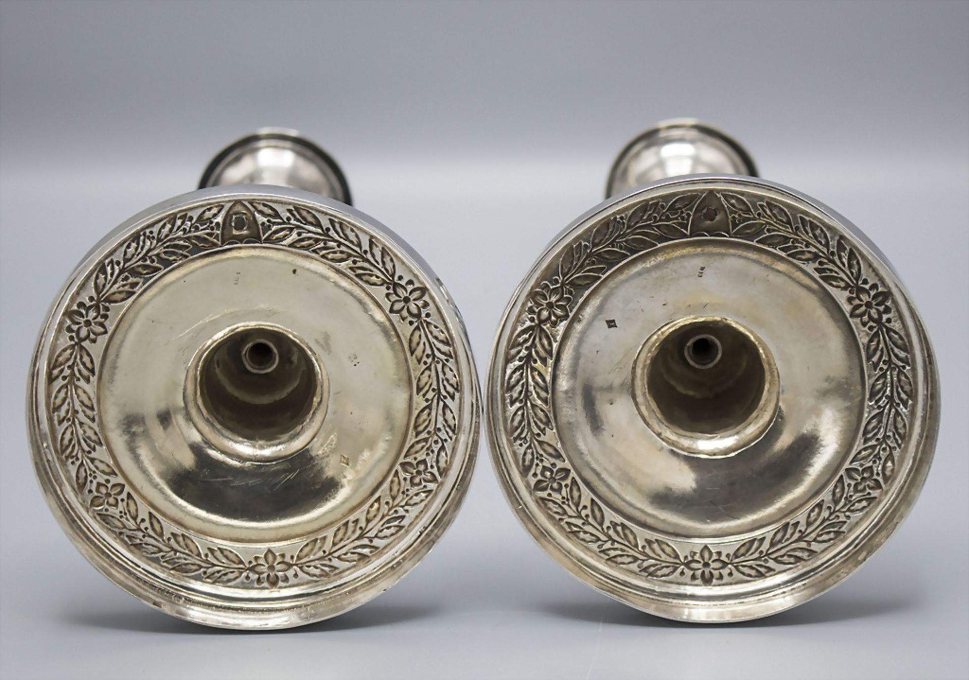 Paar Empire Kerzenleuchter / A pair of silver candlesticks, Jean-Pierre Bibron, Paris, 1798-1809 - Image 4 of 10