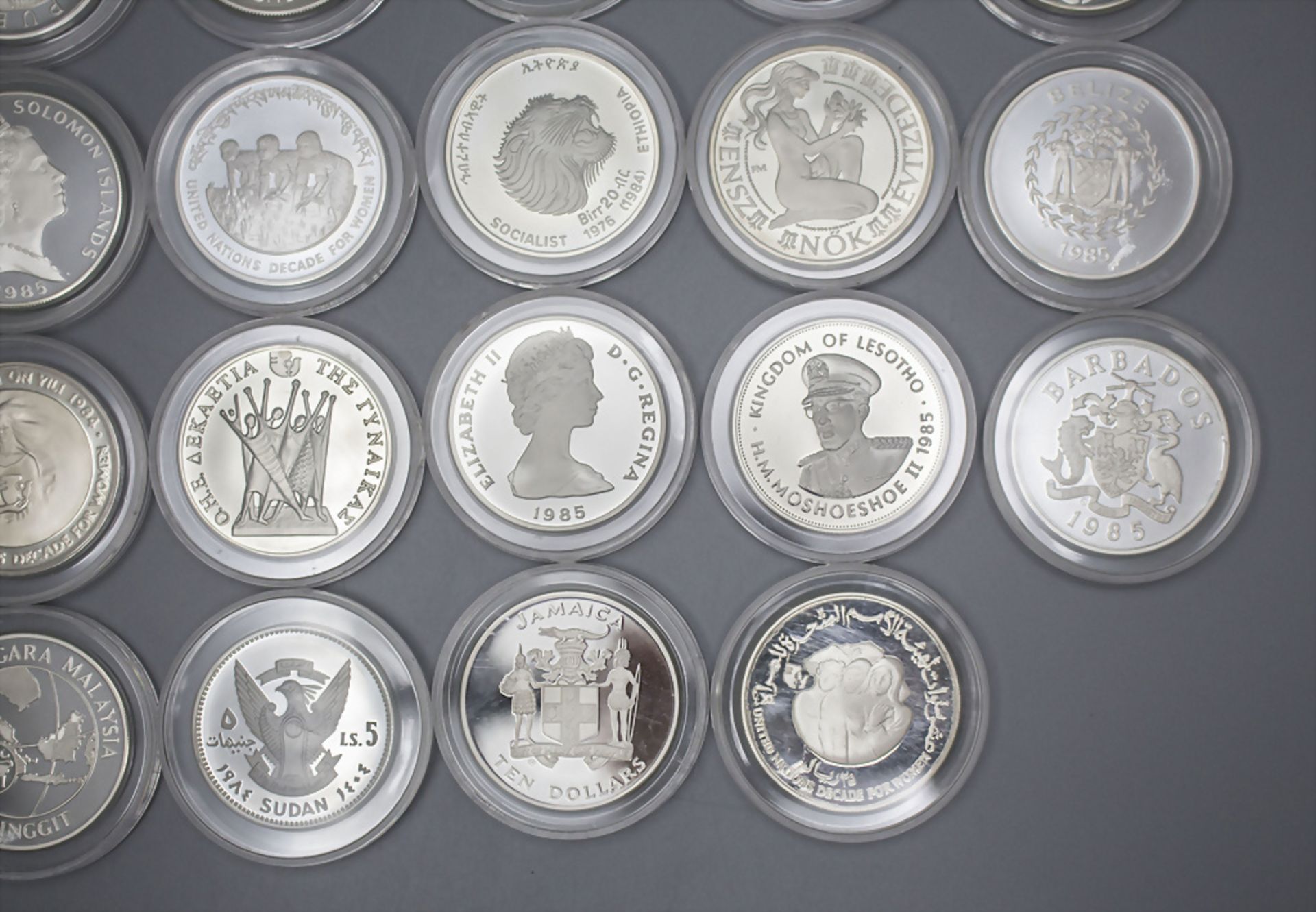 Sammlung Silbermünzen zur 'Dekade der Frau', um 1985 - Image 5 of 11