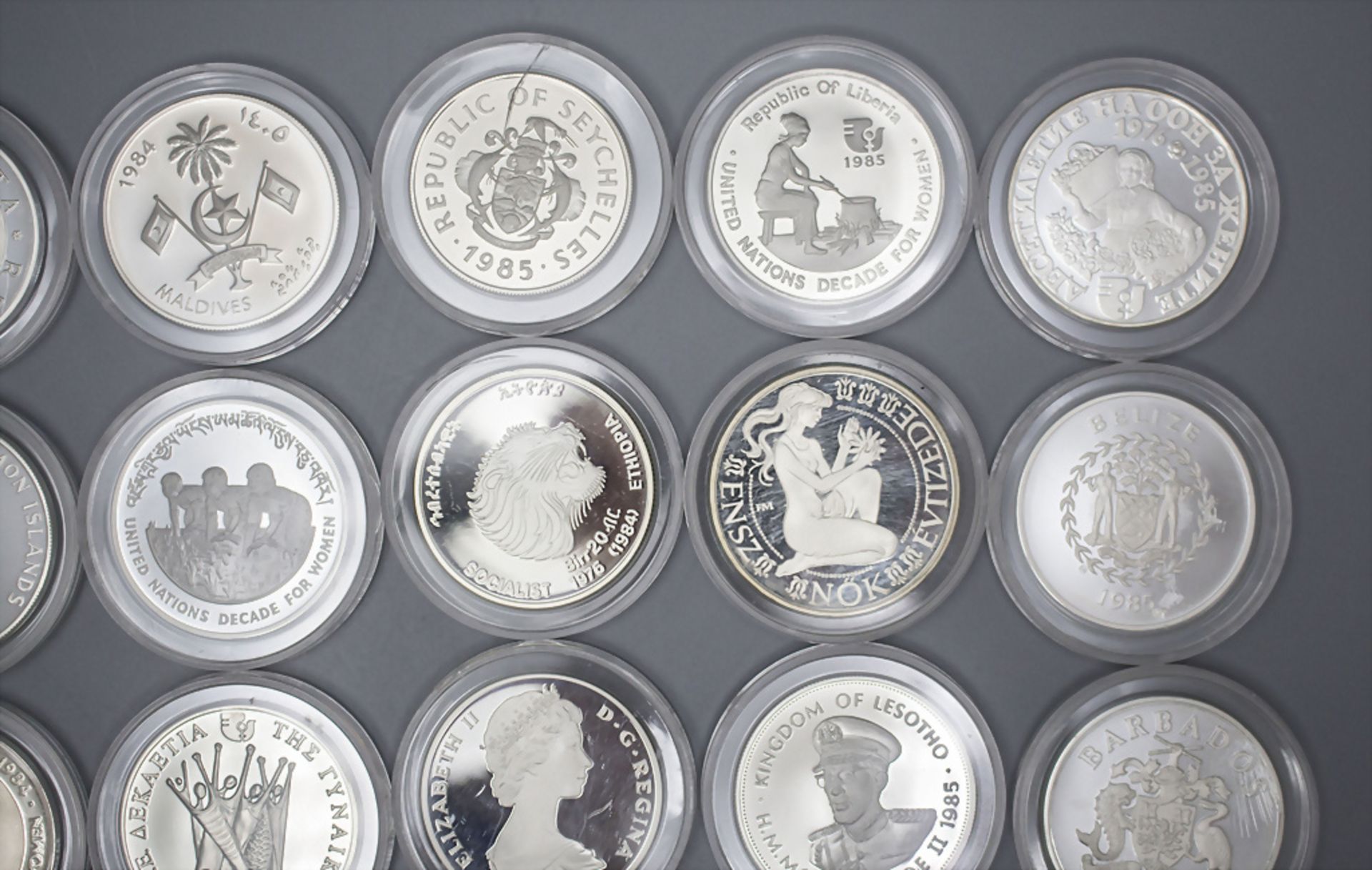 Sammlung Silbermünzen zur 'Dekade der Frau', um 1985 - Image 4 of 11