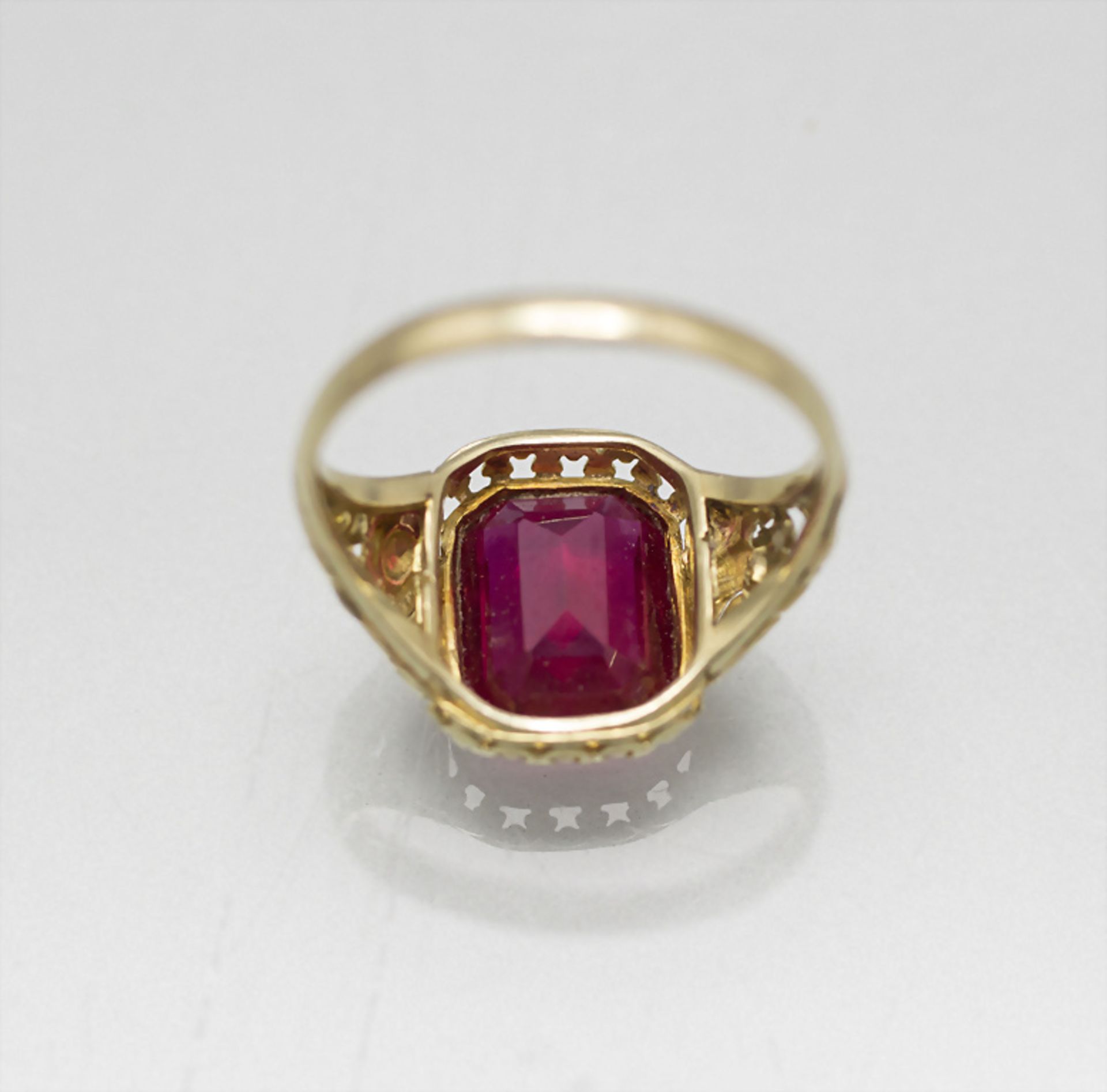 Damenring mit Farbstein  / A ladies 14 ct gold ring, deutsch, um 1900 - Bild 3 aus 3