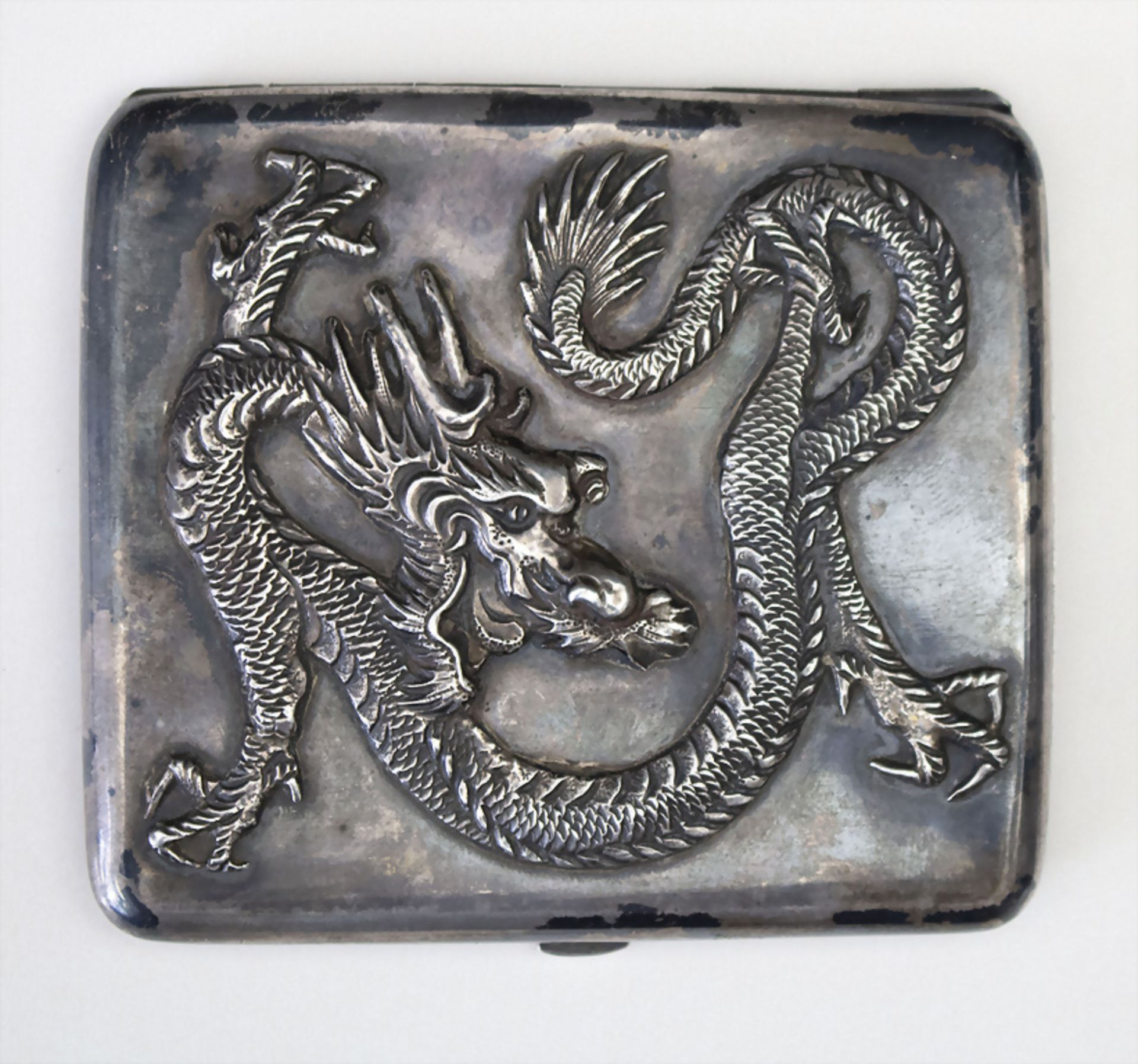 Zigarettenetui / A silver cigarette case, Wang Hing & Co., China / Hong Kong, um 1900 - Image 2 of 6