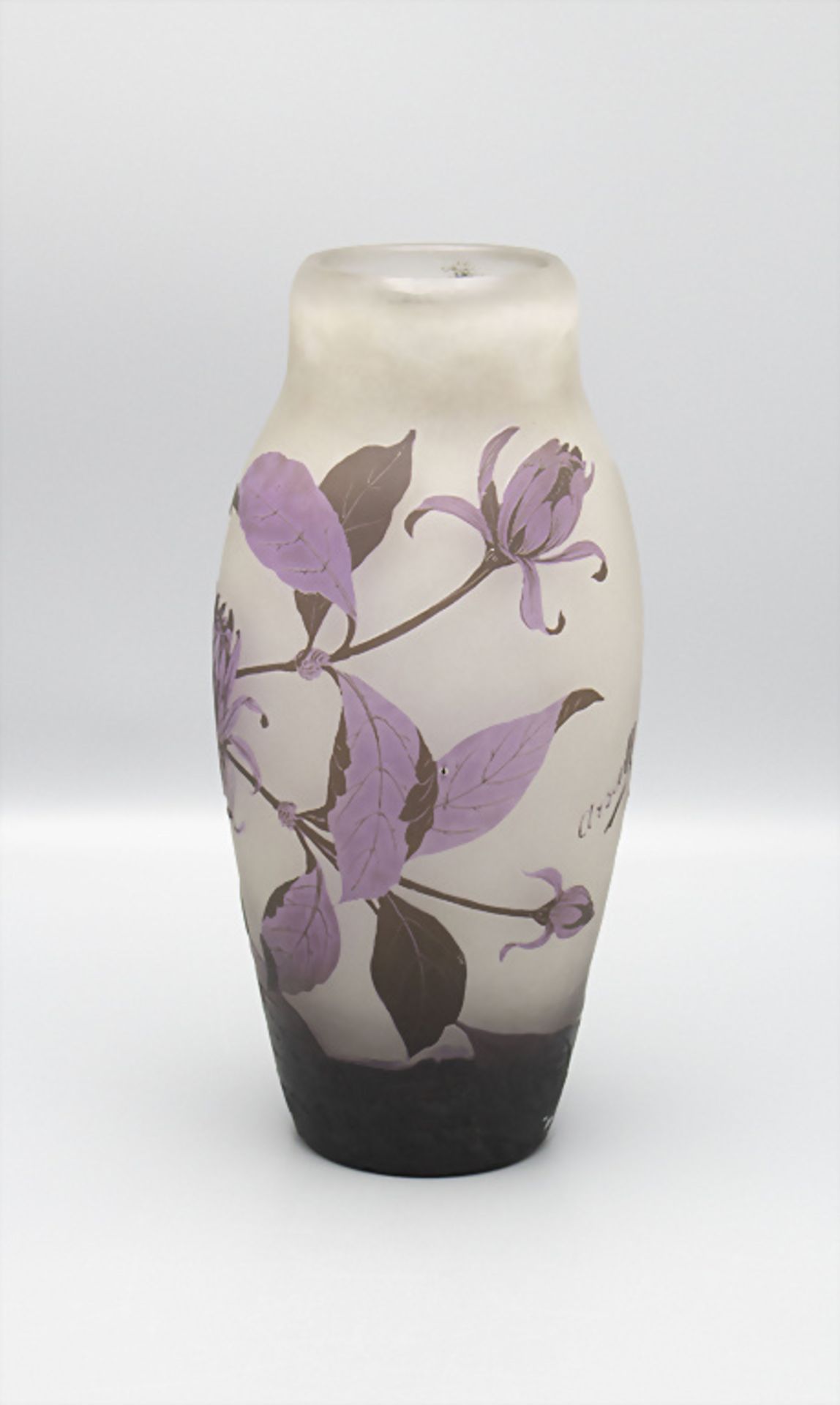 Jugendstil Vase mit Chrysanthemen, Arsall, Vereinigte Lausitzer Glaswerke AG, ... - Image 2 of 4