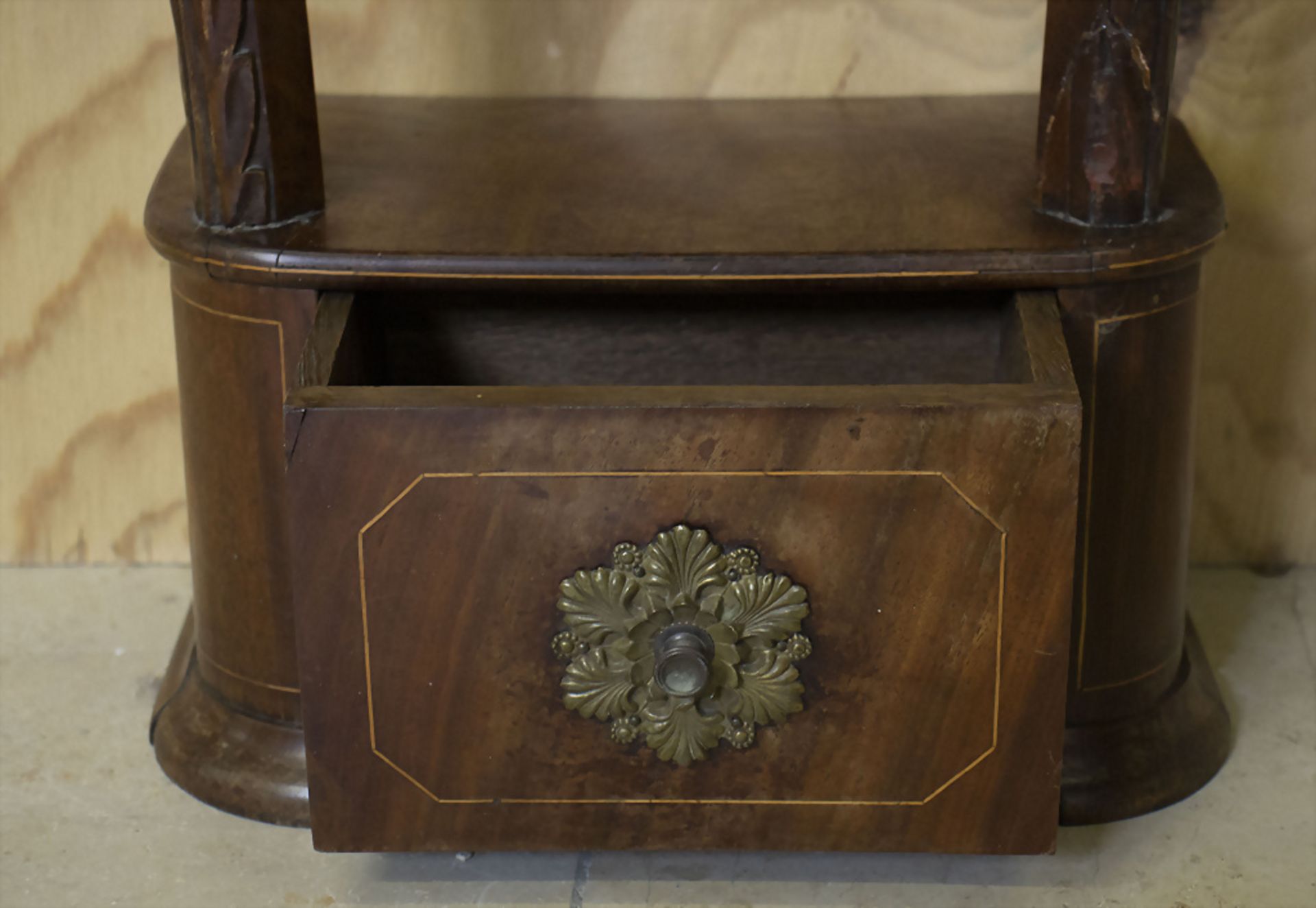 Empire Wandkonsole / Konsolentisch / A wooden console table, Frankreich, Anfang 18. Jh. - Image 6 of 9