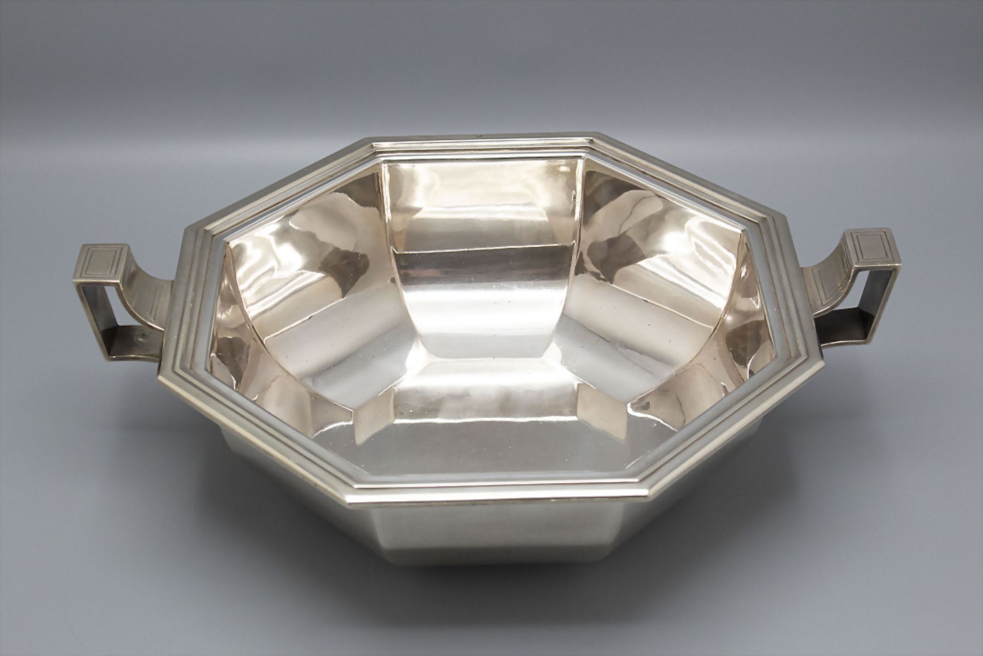 Art Déco Deckelterrine / An Art Deco covered silver tureen / Légumier en argent, Christofle ... - Image 2 of 5