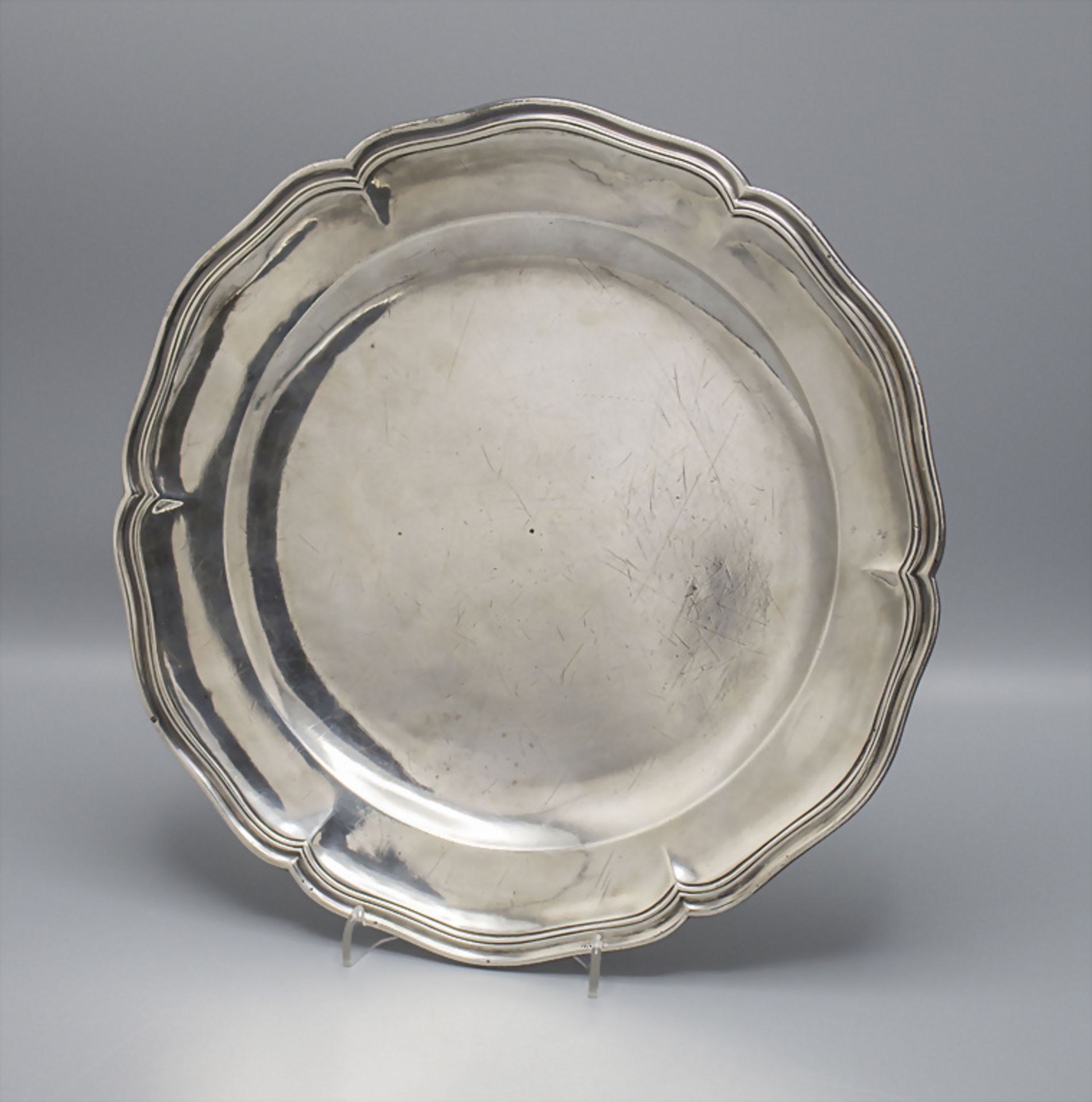 Barock Platte / A Baroque silver serving plate, Honoré Burel, AIX en Provance, 1763