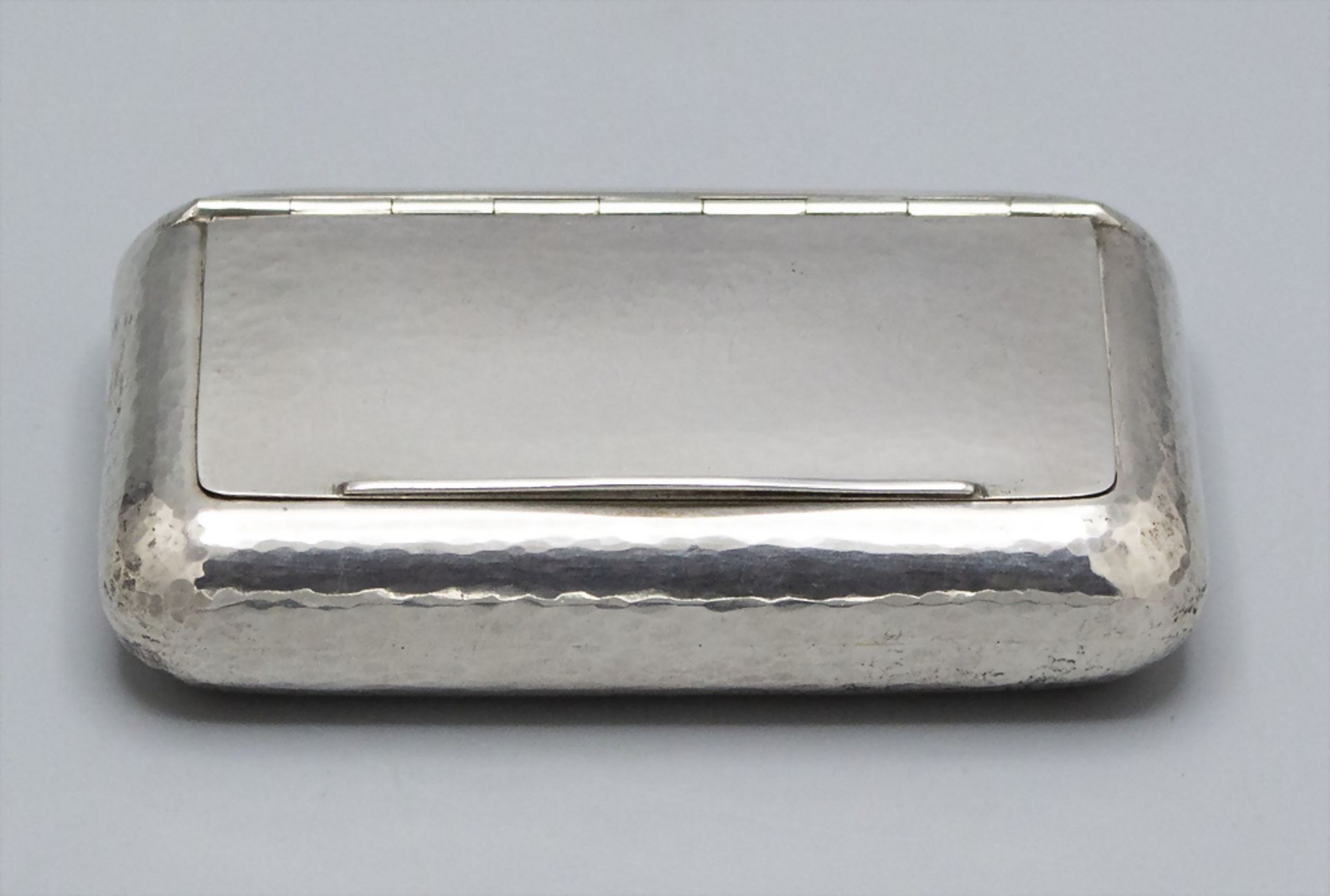 Art Déco Schnupftabakdose / Tabatiere / A silver Art Deco snuff box, deutsch, um 1920