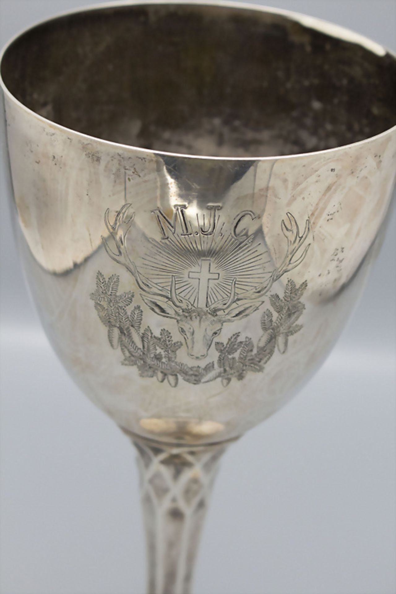 Großer Jagdpokal / Ehrenpokal zum 50jährigen Jubiläum / A large silver hunting club cup, Hugo ... - Image 3 of 5