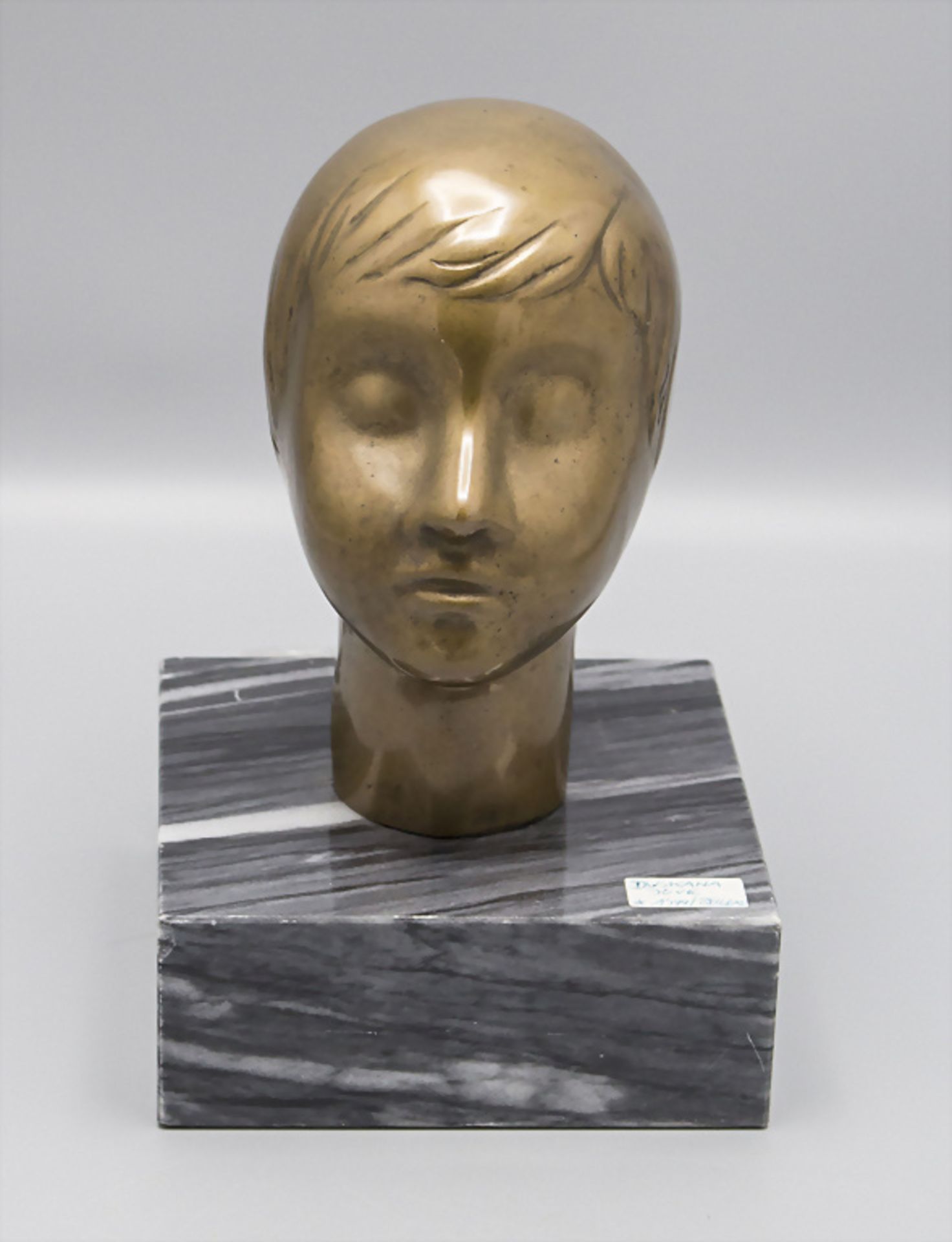 Duskana JOVIK (*1944), Bronzekopf eines Mädchens / A bronze head of a girl, 20. Jh.