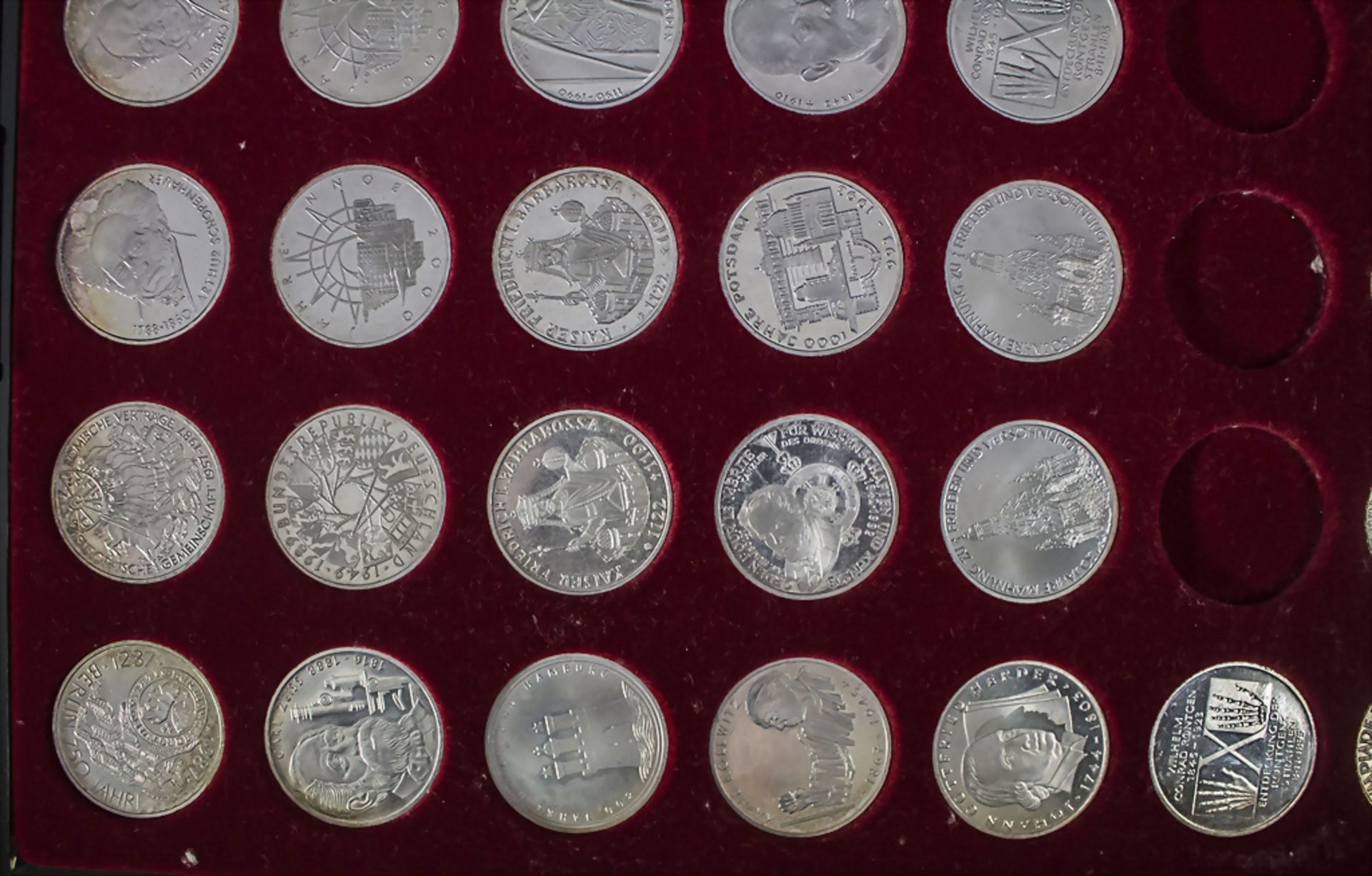BRD: Sammlung von 60 Stück 10 DM Gedenkmünzen - Bild 2 aus 3
