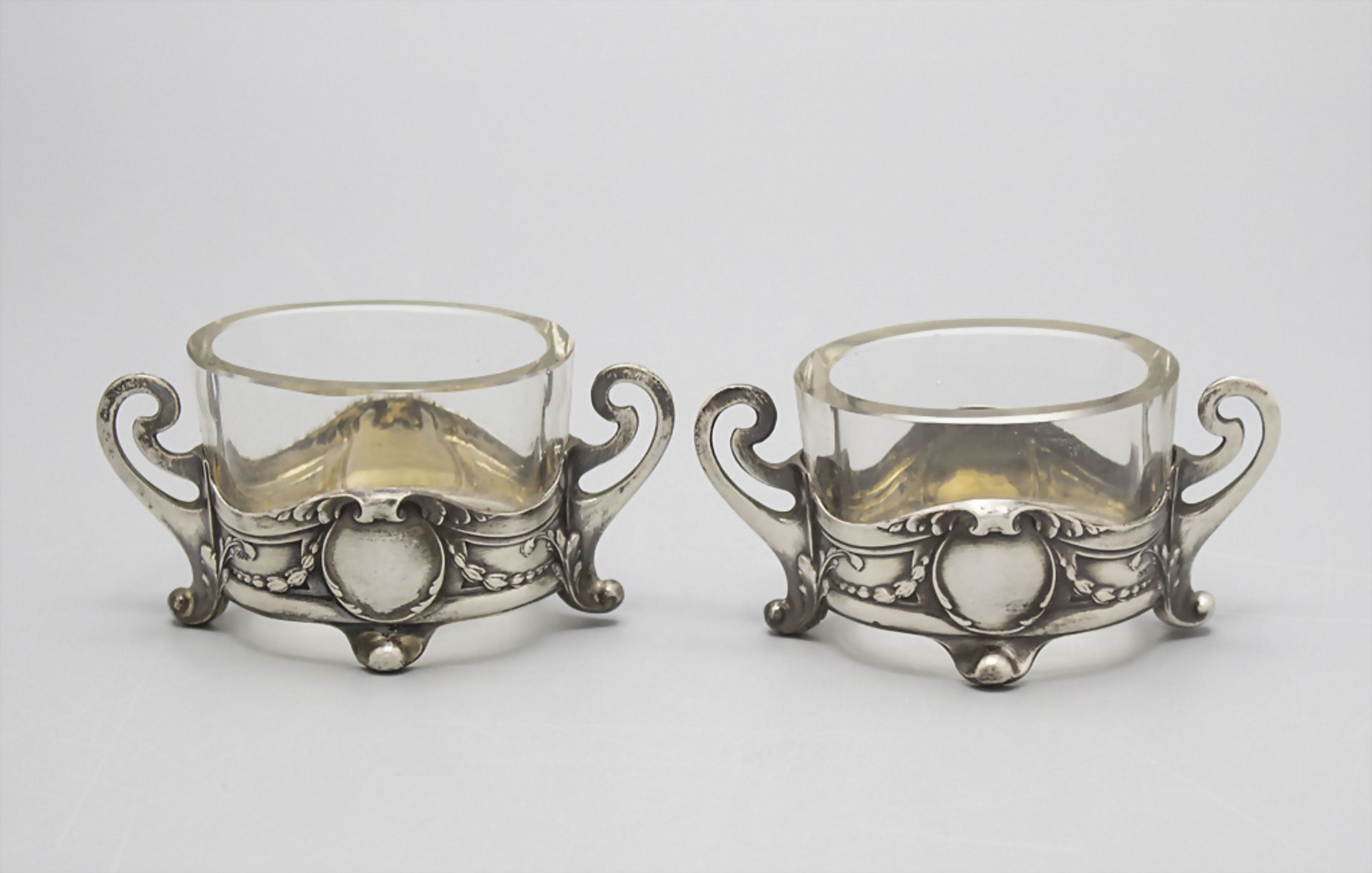 Paar Salieren / A pair of silver salt cellars, Gablonz, Böhmen, Anfang 20. Jh.