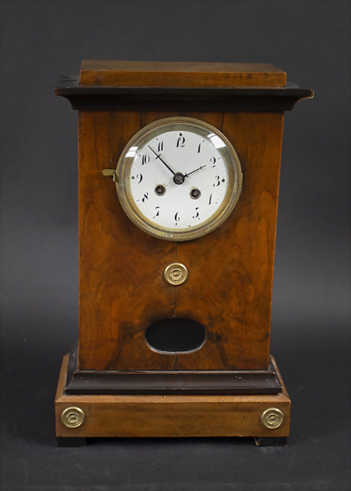 Biedermeier Tischuhr / A table clock, Paris, um 1850