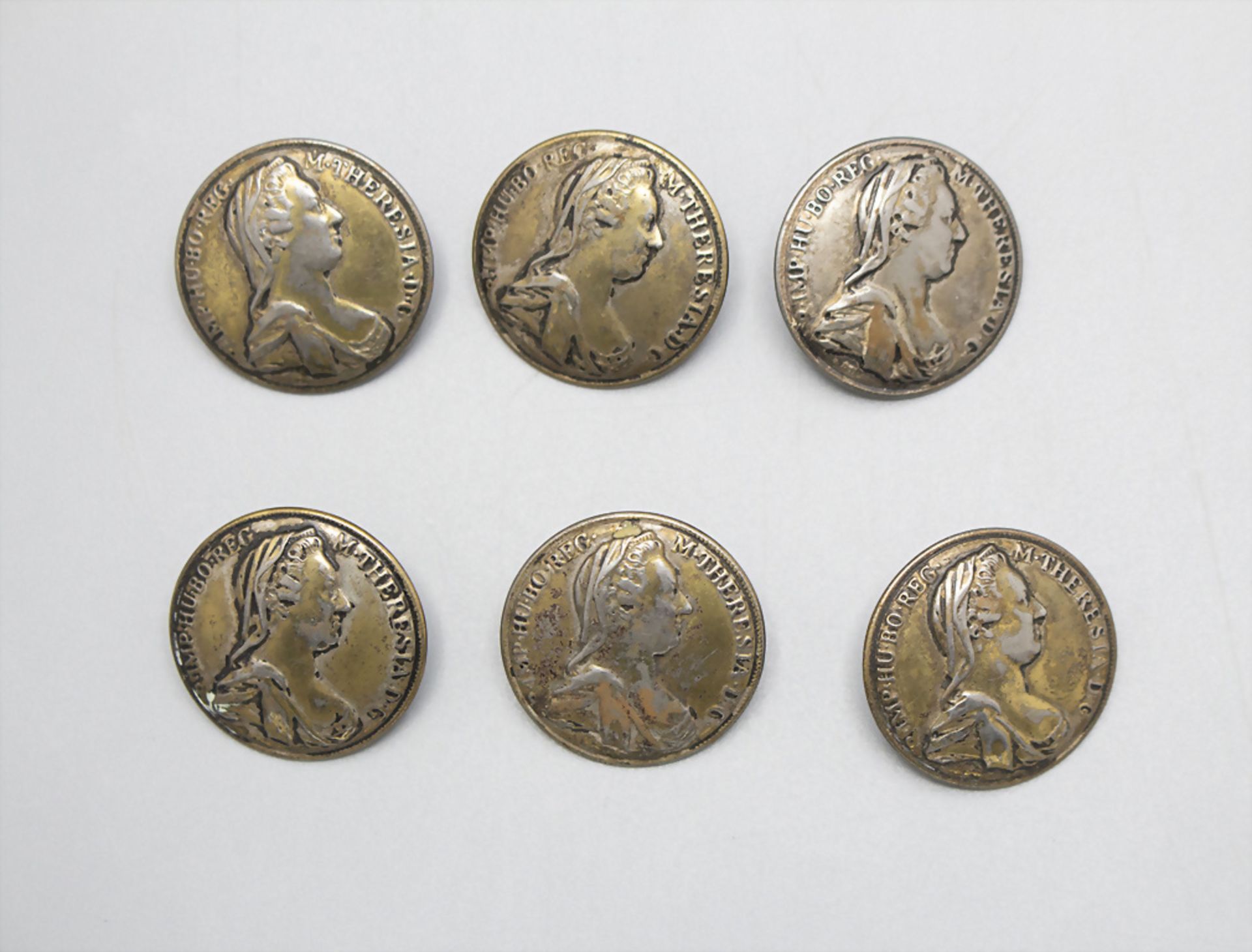 6 Knöpfe mit Maria Thersesia im Profil / A set of 6 buttons, Österreich, 19. Jh.