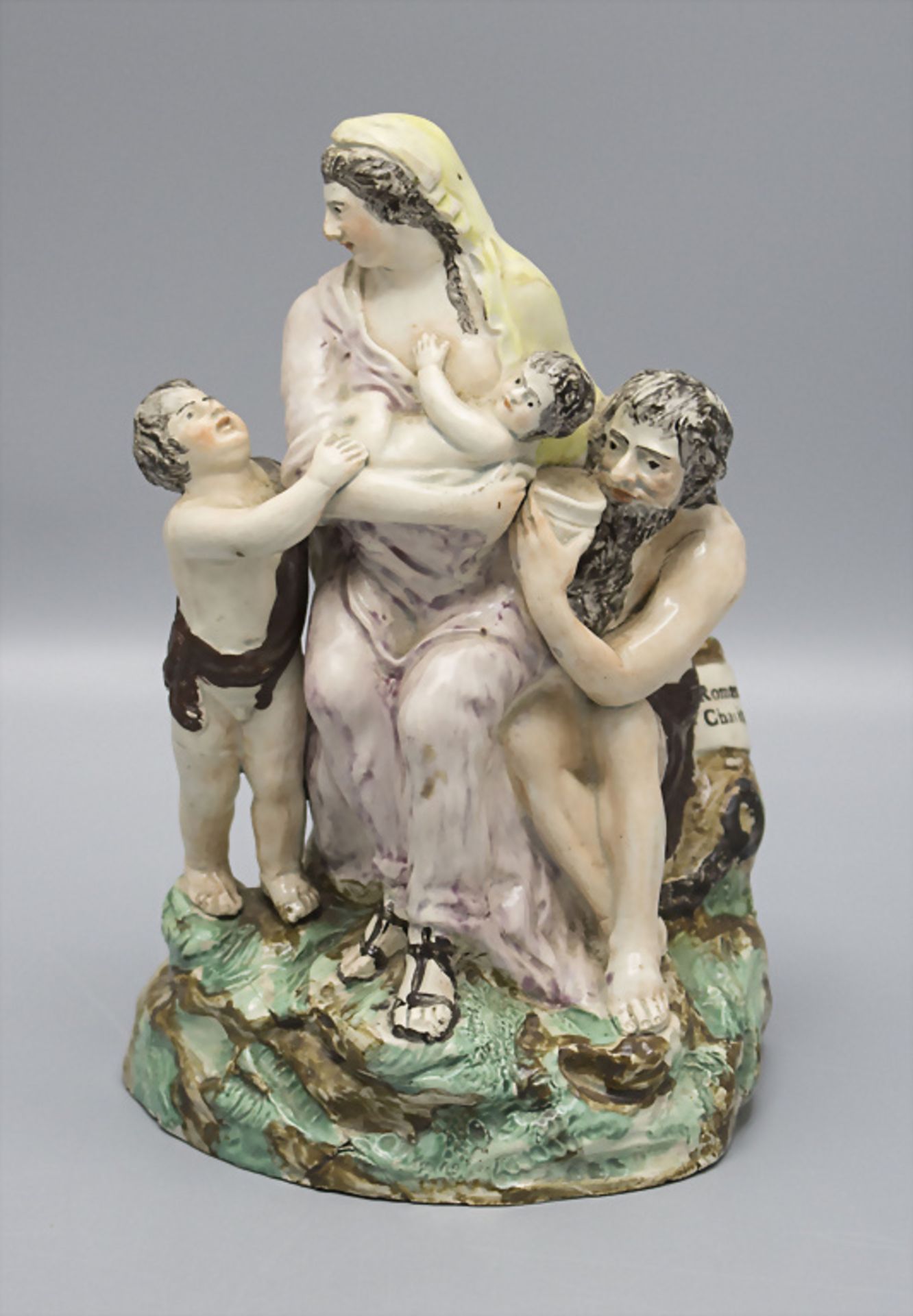 Frühe Keramik-Figur 'Römische Nächstenliebe' / 'Caritas Romana' / An early pottery pearlware ...