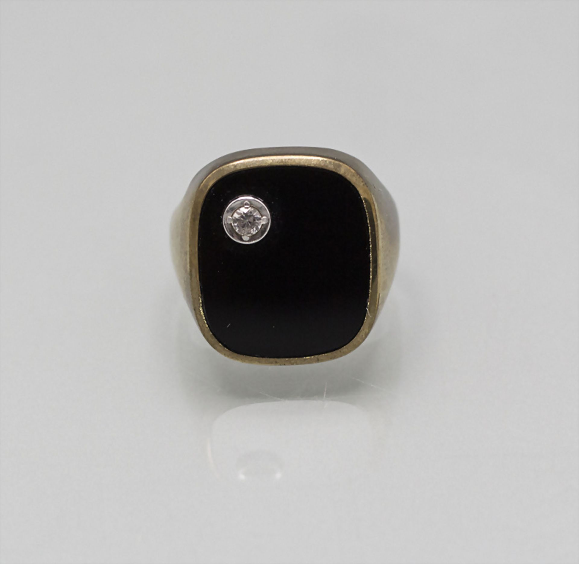 Herrenring mit Onyx und Diamant / A men's 8 ct gold ring with onyx and diamond - Image 3 of 5