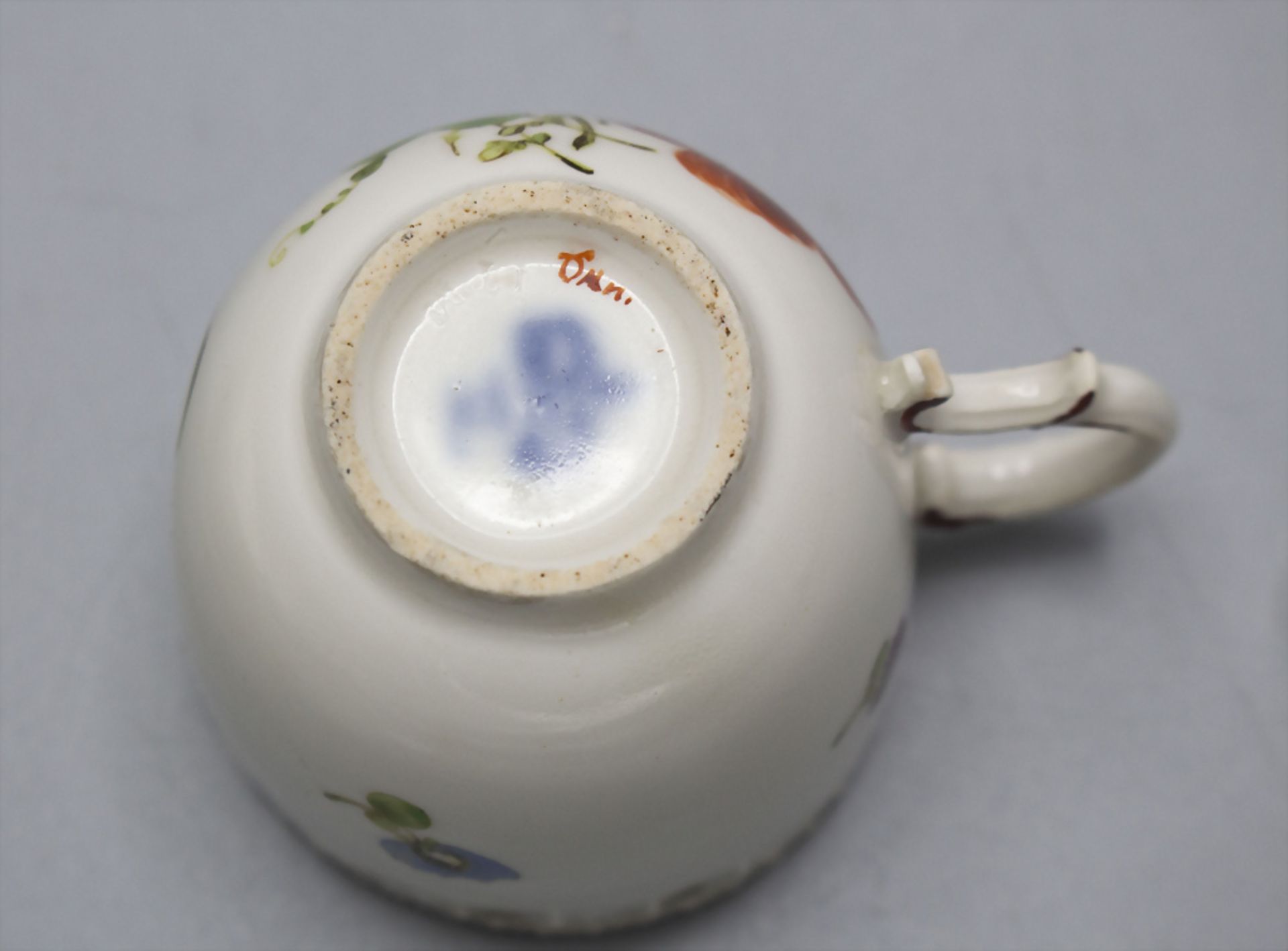 Tasse und Untertasse / A cup with saucer, Ludwigsburg, um 1765 - Bild 6 aus 6