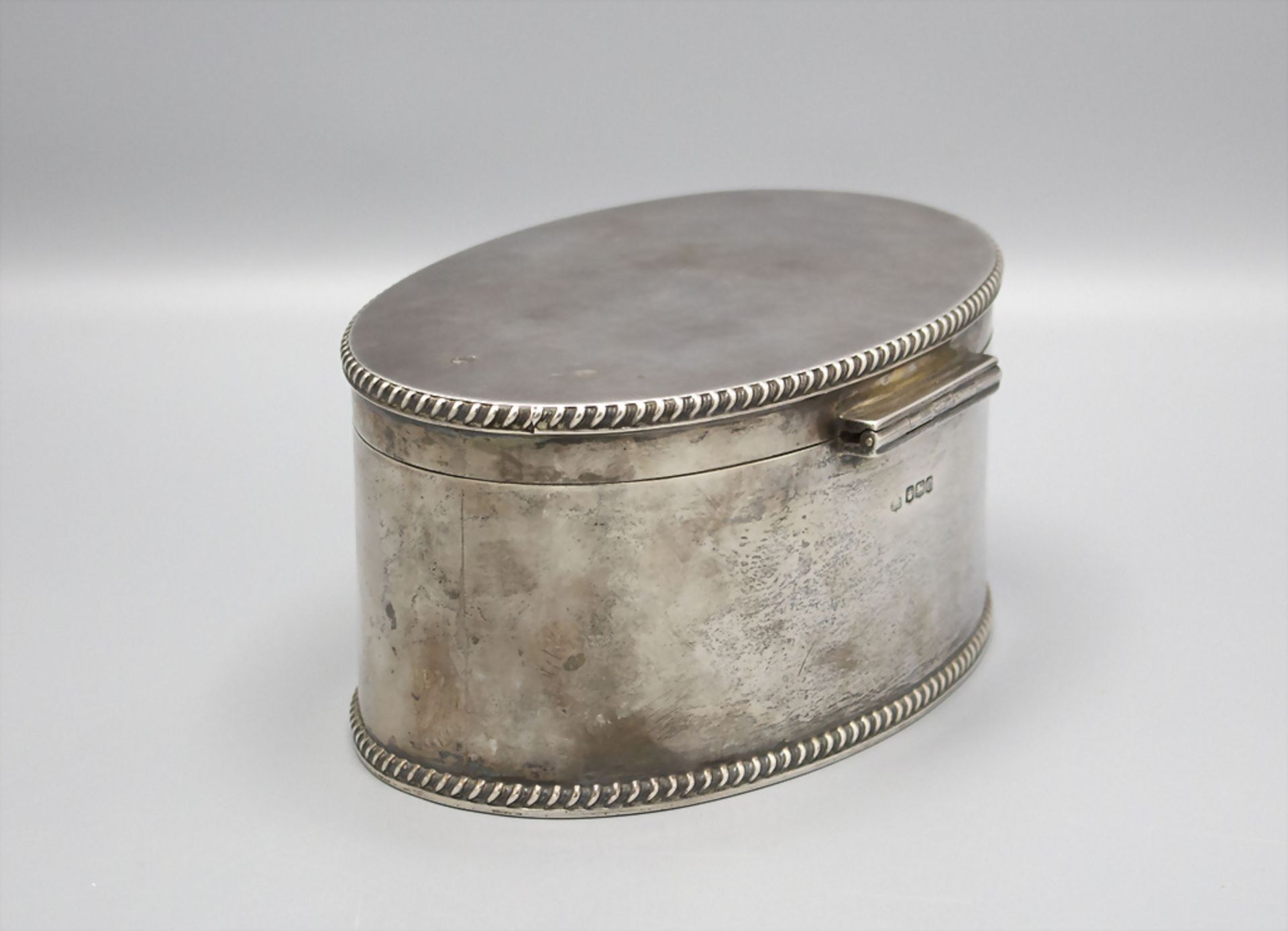 Ovale Deckeldose / A lidded silver box, Thomas Bradbury & Sons, Sheffield, 1895 - Bild 3 aus 8