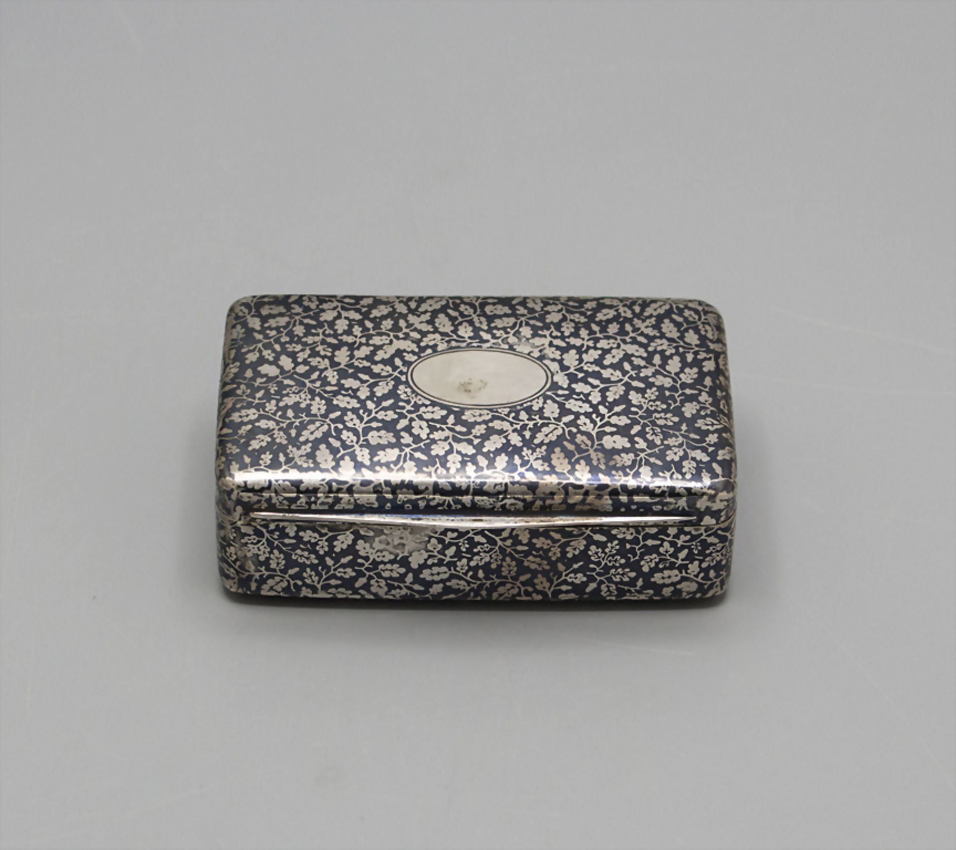Tabatiere / A silver snuff box, wohl Frankreich, 19. Jh.