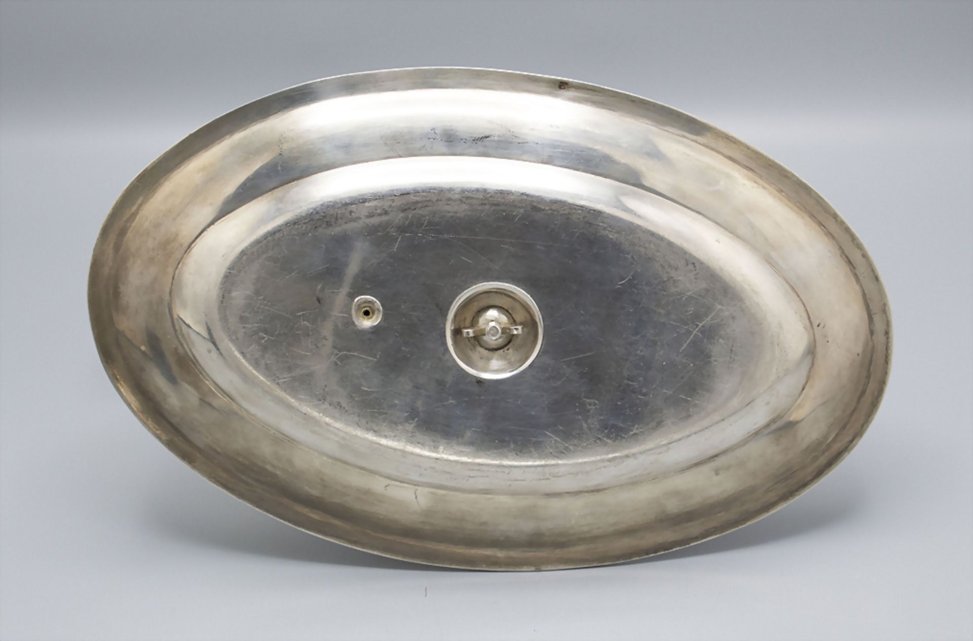 Sauciere mit Adlerkopf / A silver gavy boat with an eagle head shaped handle, Louis Coignet, ... - Bild 7 aus 7