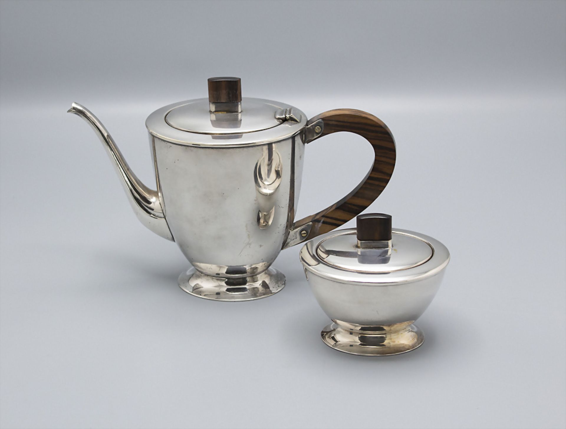 Art Déco Mokkakanne und Zuckerdose / An Art Deco plated mocha pot and sugar bowl, Argentor, ...