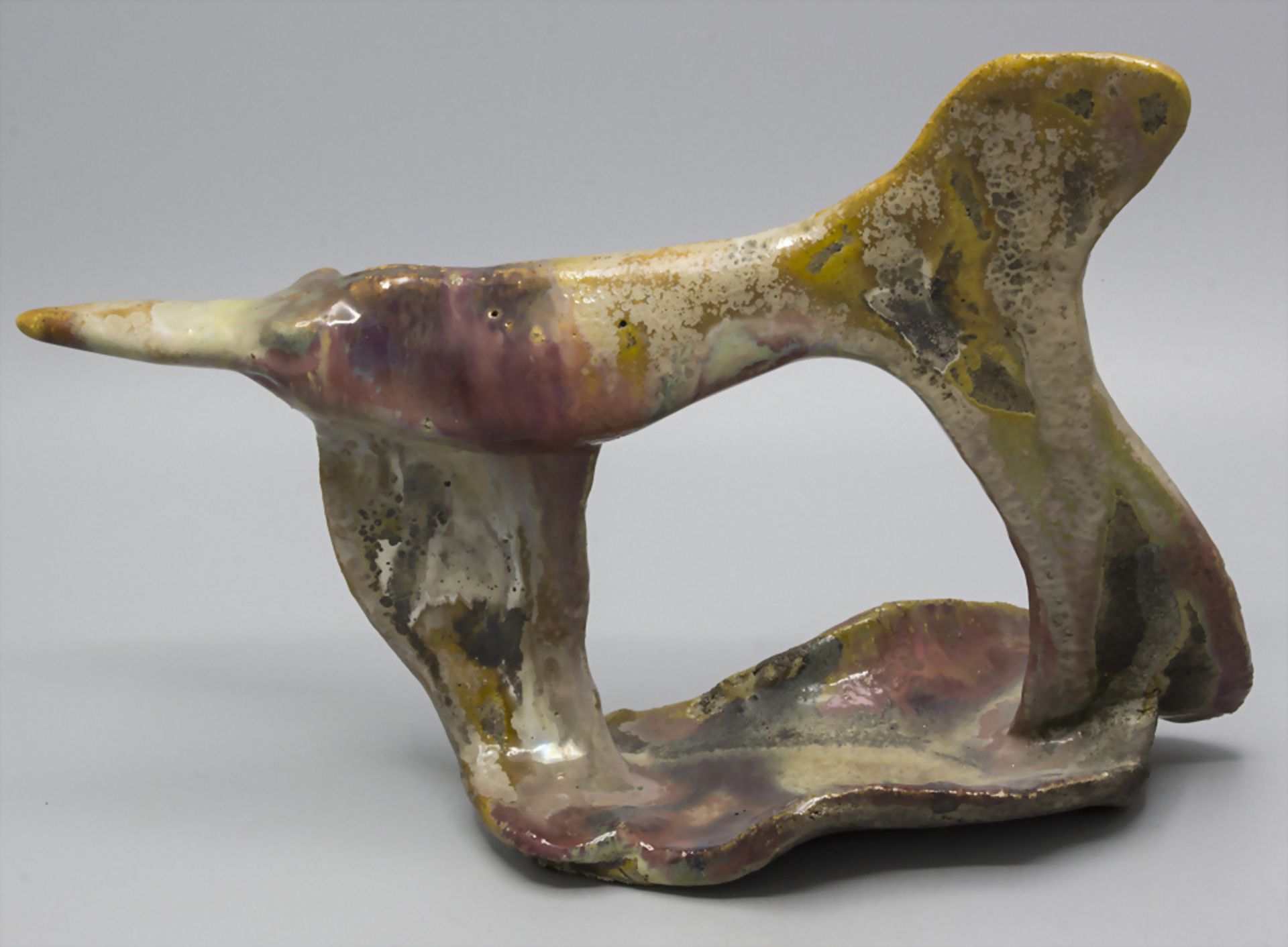 Künstlerkeramik 'Abstrakter Hund' / Artist ceramic sculpture of an abstract dog, um 1970 - Image 2 of 3
