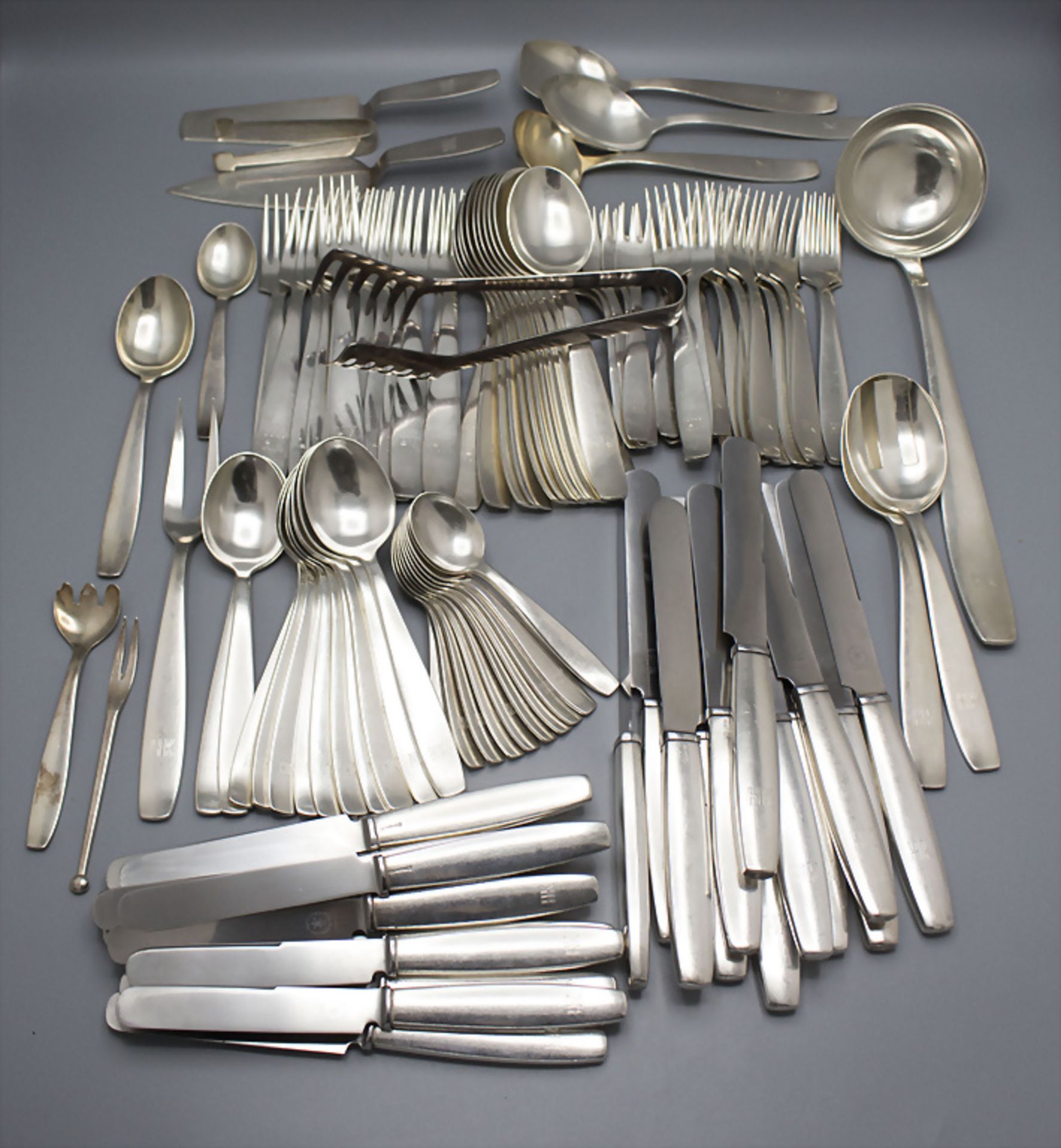 108-tlg. Besteck Set 'No. 781' / A 108-piece set of plated cutlery 'No. 781', Carl Pott ...