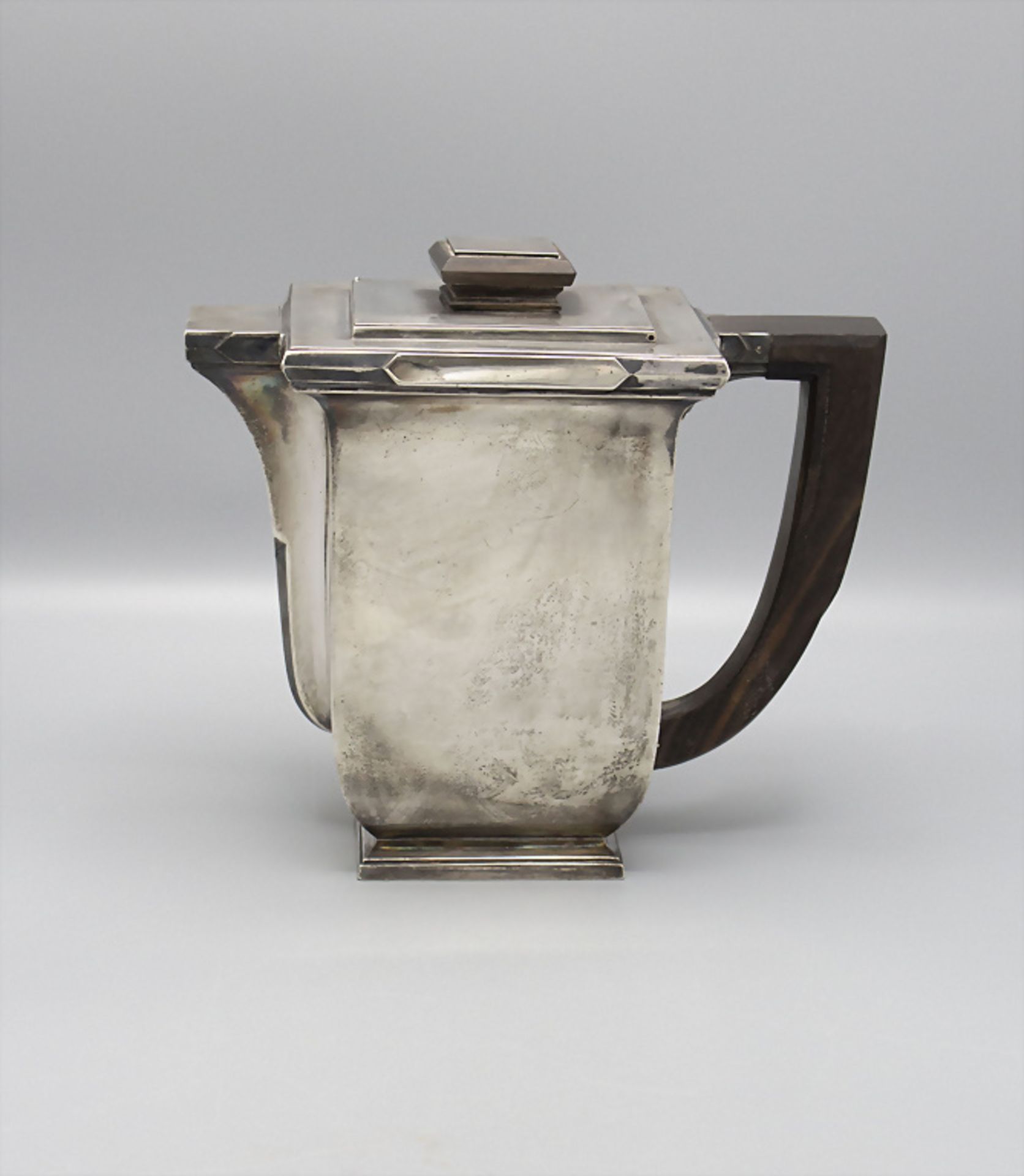 Art Déco Kaffekanne / An Art Deco silver coffee pot, Maison Aschwege, Paris, um 1925