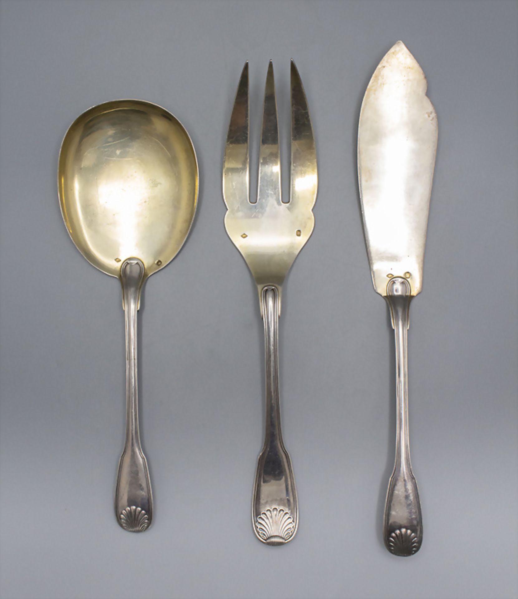 3 Teile Vorlegebesteck / 3 pieces of silver serving cutlery, Henri Laparra, Rue du Temple, ...